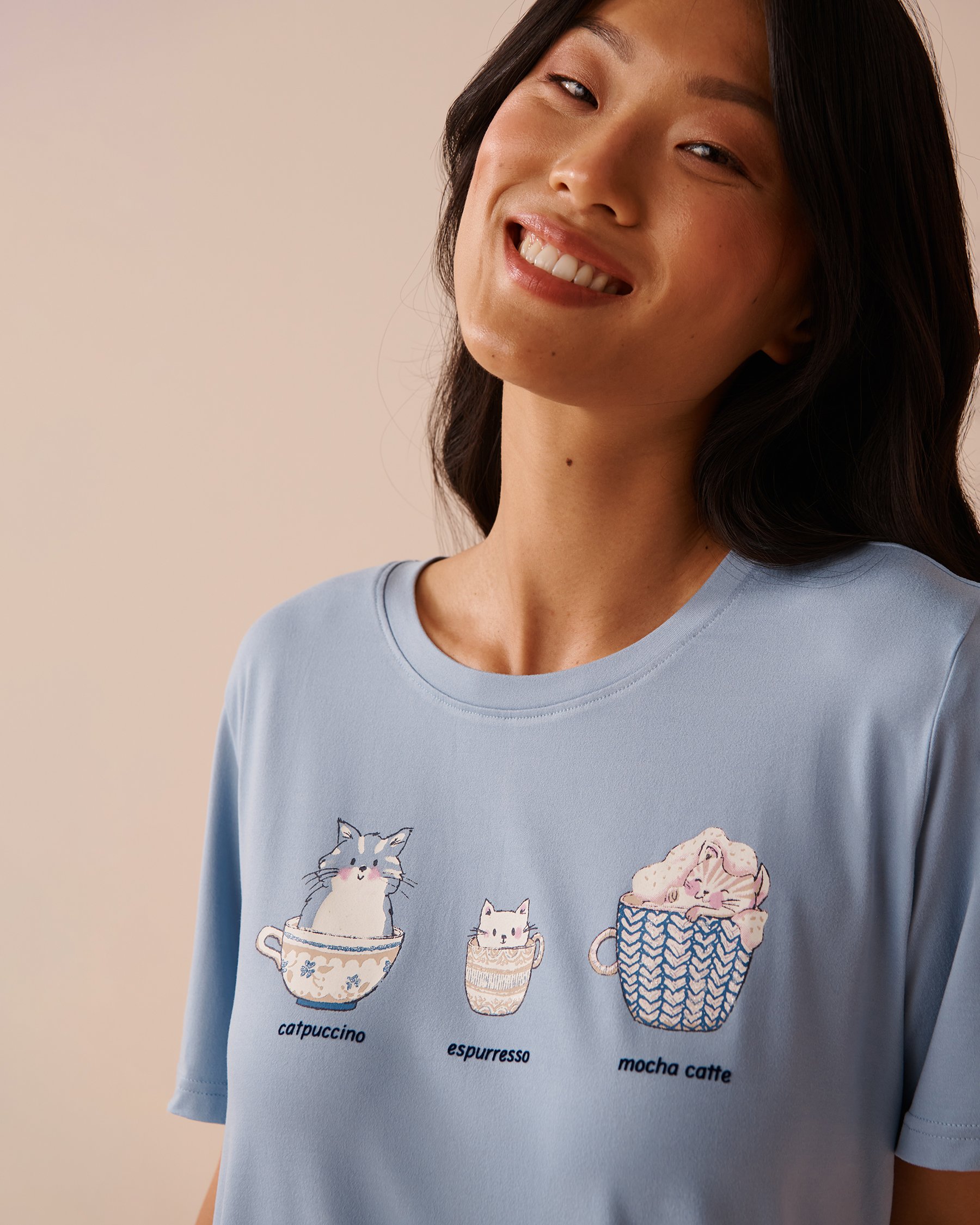 LA VIE EN ROSE Chemise de nuit ultra douce à imprimé chat Rêve bleu 40500382 - View2