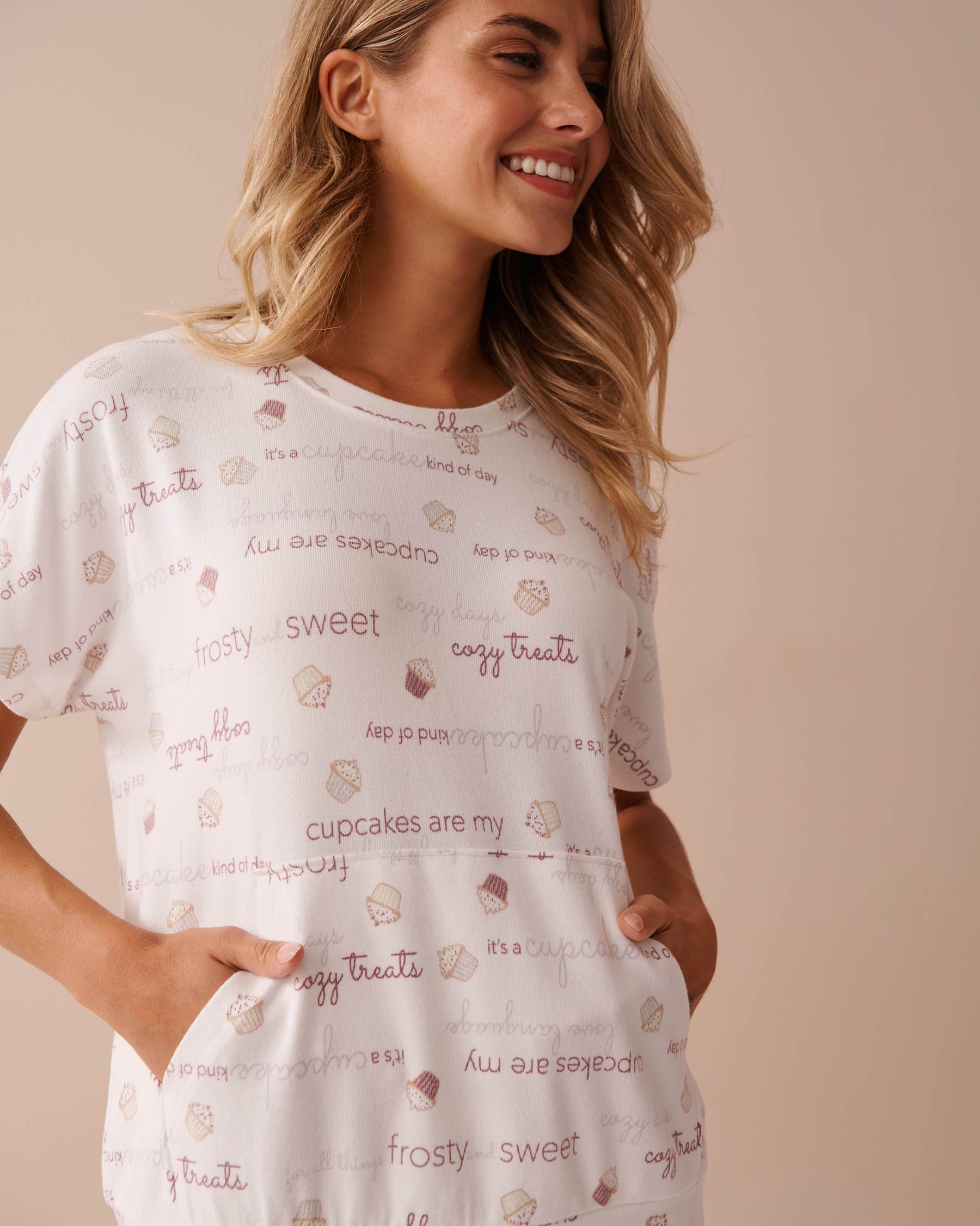 LA VIE EN ROSE Cupcake Print Recycled Fibers T-shirt Cupcake Print 40100618 - View4