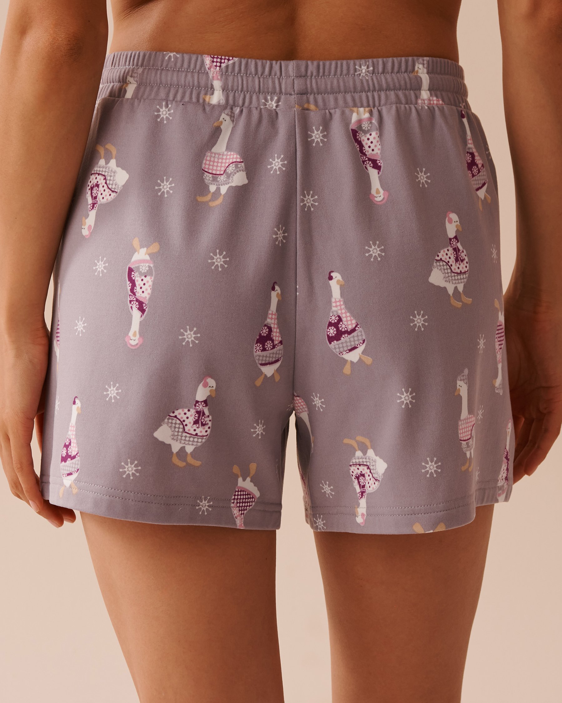 LA VIE EN ROSE Goose Print Cozy Shorts Goose Print 40200612 - View2