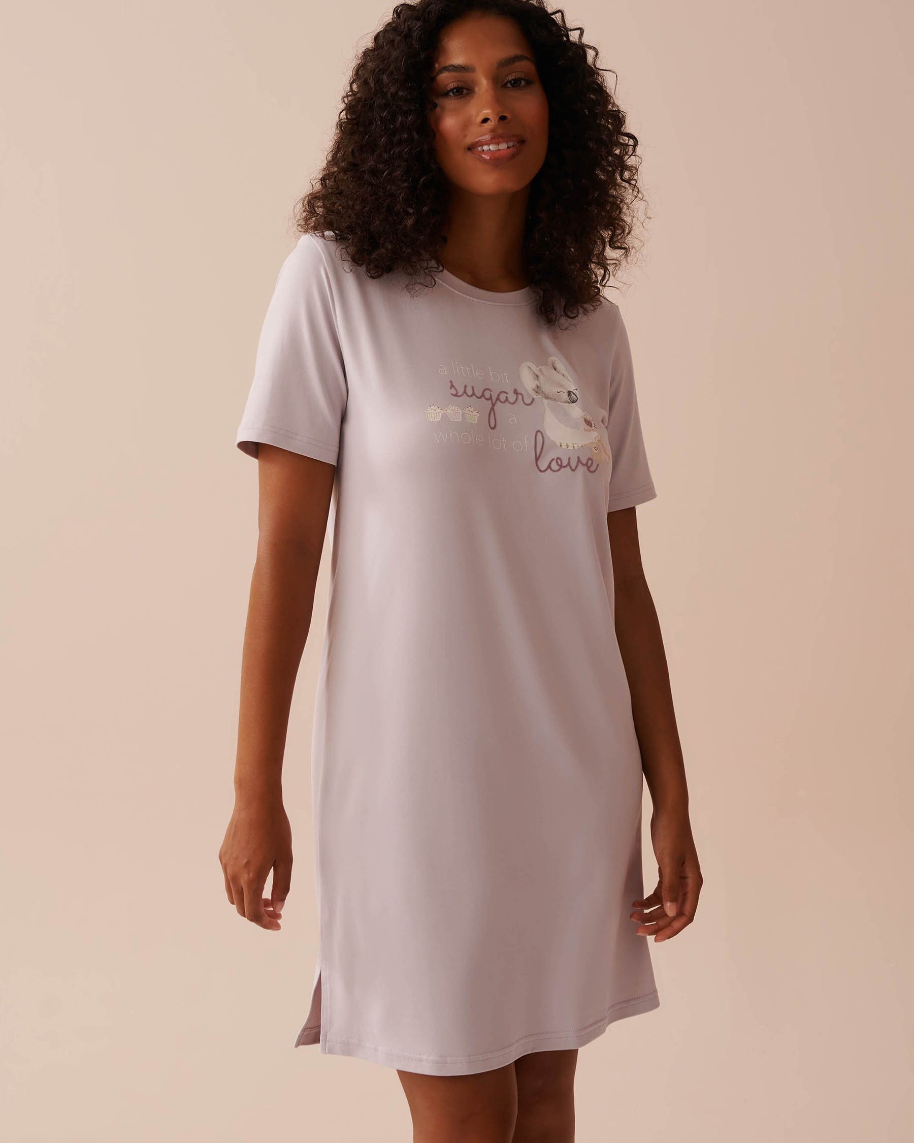 LA VIE EN ROSE Chemise de nuit ultra douce à imprimé koala Brume nocturne 40500382 - View1