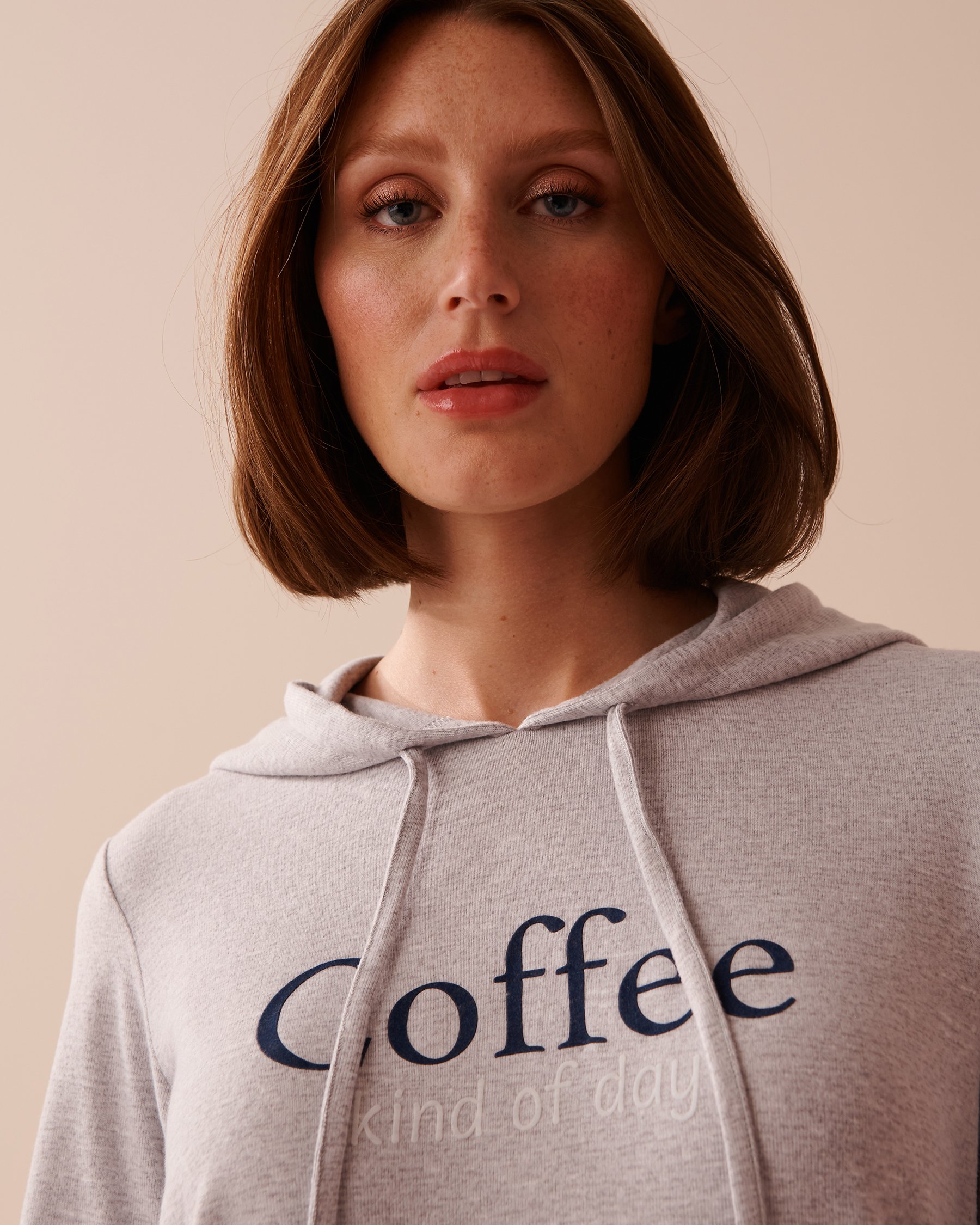 LA VIE EN ROSE Recycled Fibers Long Sleeve Hooded Sleepshirt Grey 40500378 - View7