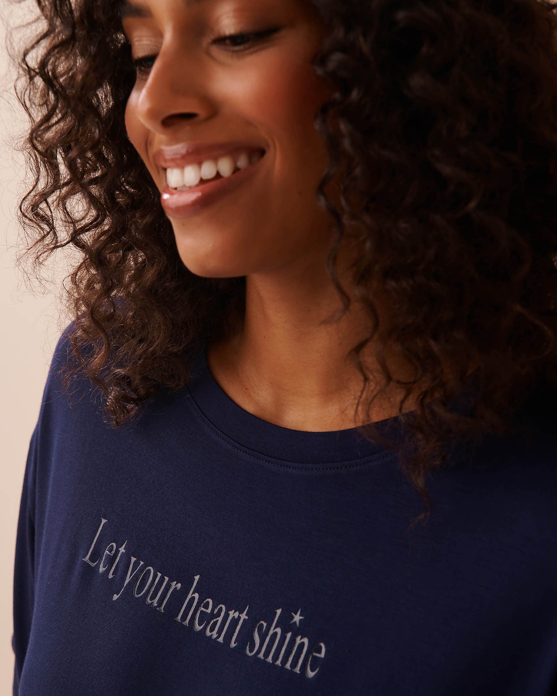 LA VIE EN ROSE Chandail manches courtes tombantes en jersey doux Bleu nuit 40100628 - Voir3