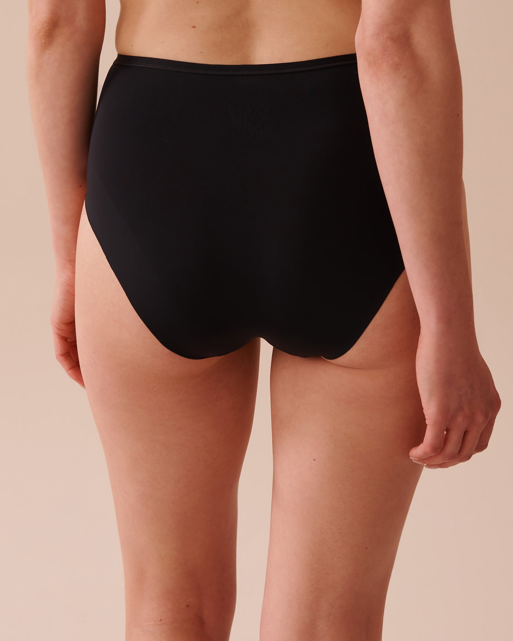 LA VIE EN ROSE Microfiber Sleek Back High Waist Bikini Panty Purple Bouquet 20300342 - View2