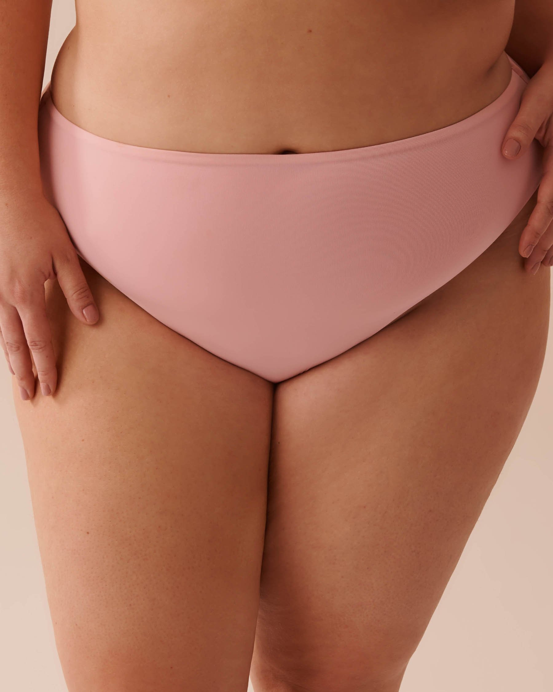 LA VIE EN ROSE AQUA Bas de bikini brésilien taille haute STRAWBERRY MACARON Macaron à la fraise 70300611 - Voir1