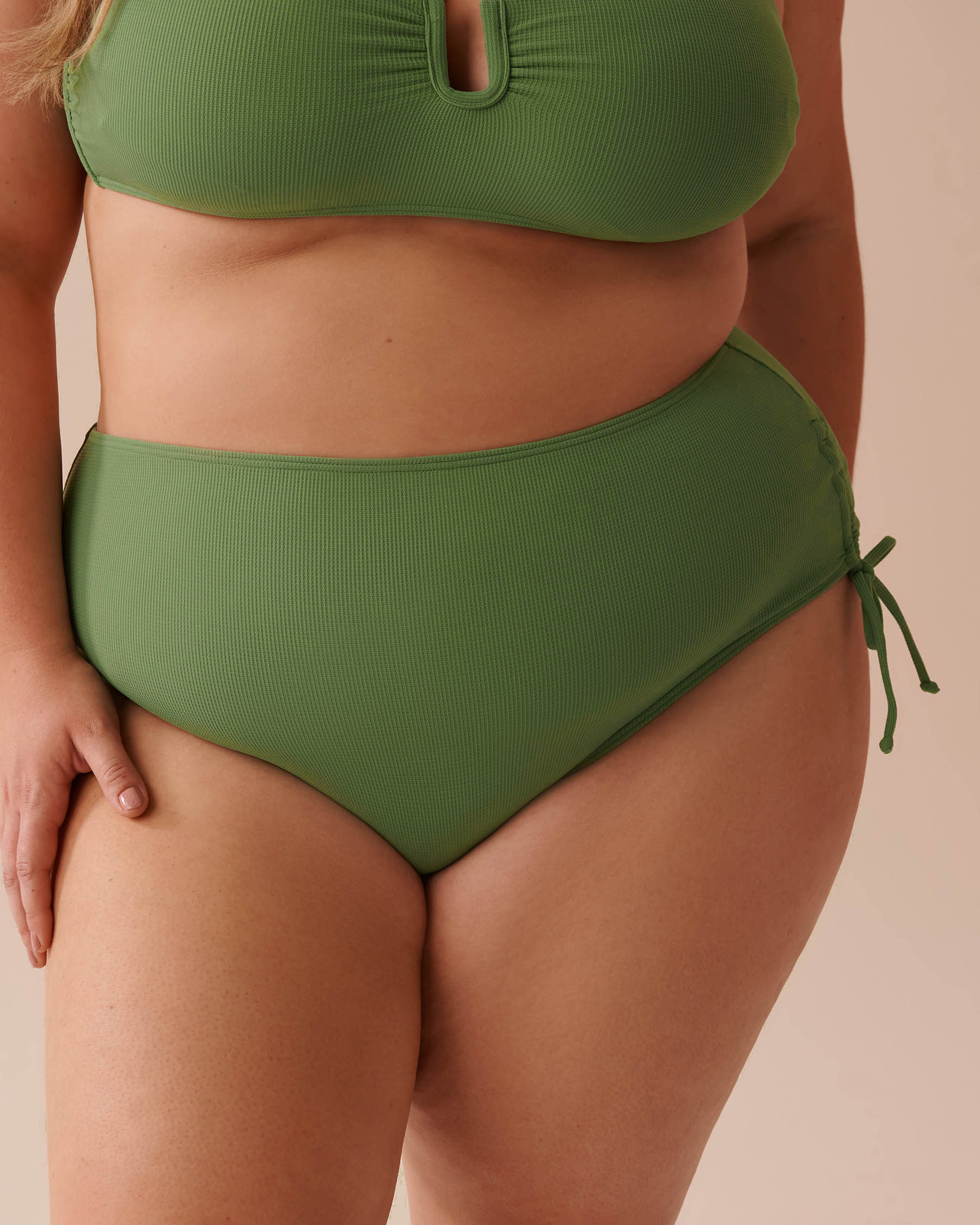 LA VIE EN ROSE AQUA PISTACHIO Textured Side Tie High Waist Bikini Bottom Pistachio 70300602 - View4