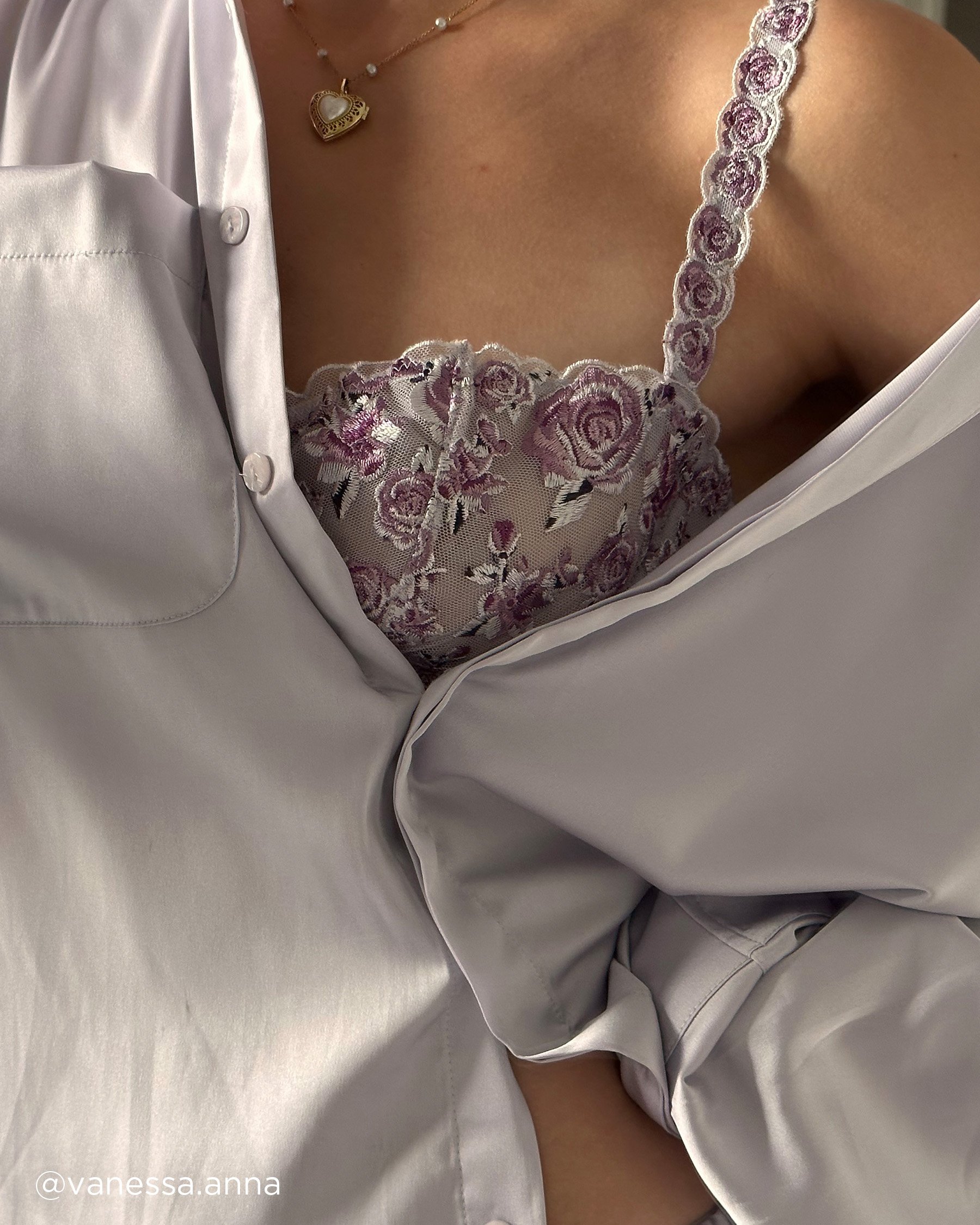 LA VIE EN ROSE Soutien-gorge sans doublure balconnet Roses mauves 10100149 - Voir5