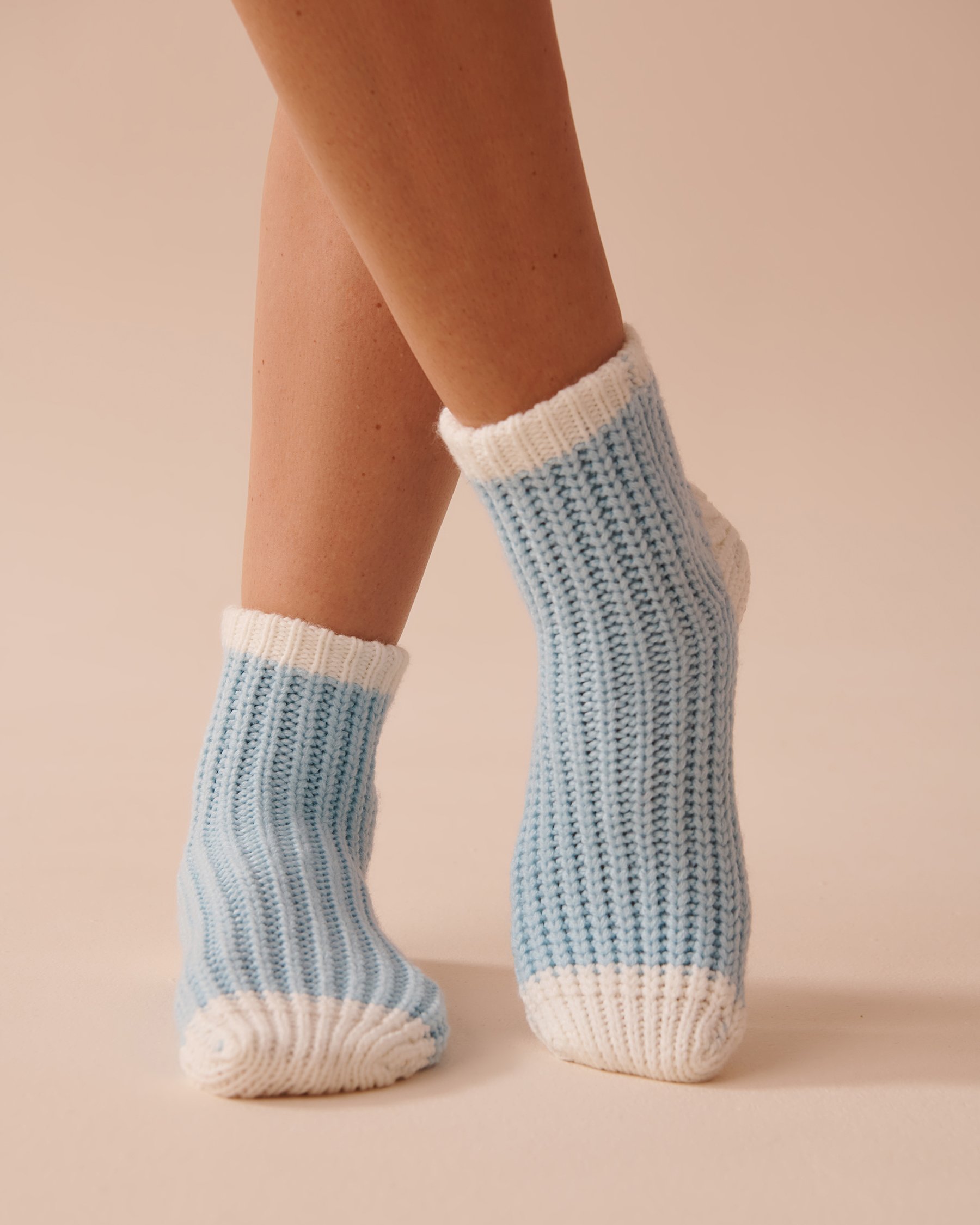 LA VIE EN ROSE Bas en tricot avec broderie hivernale Bleu hivernal 40700366 - Voir3