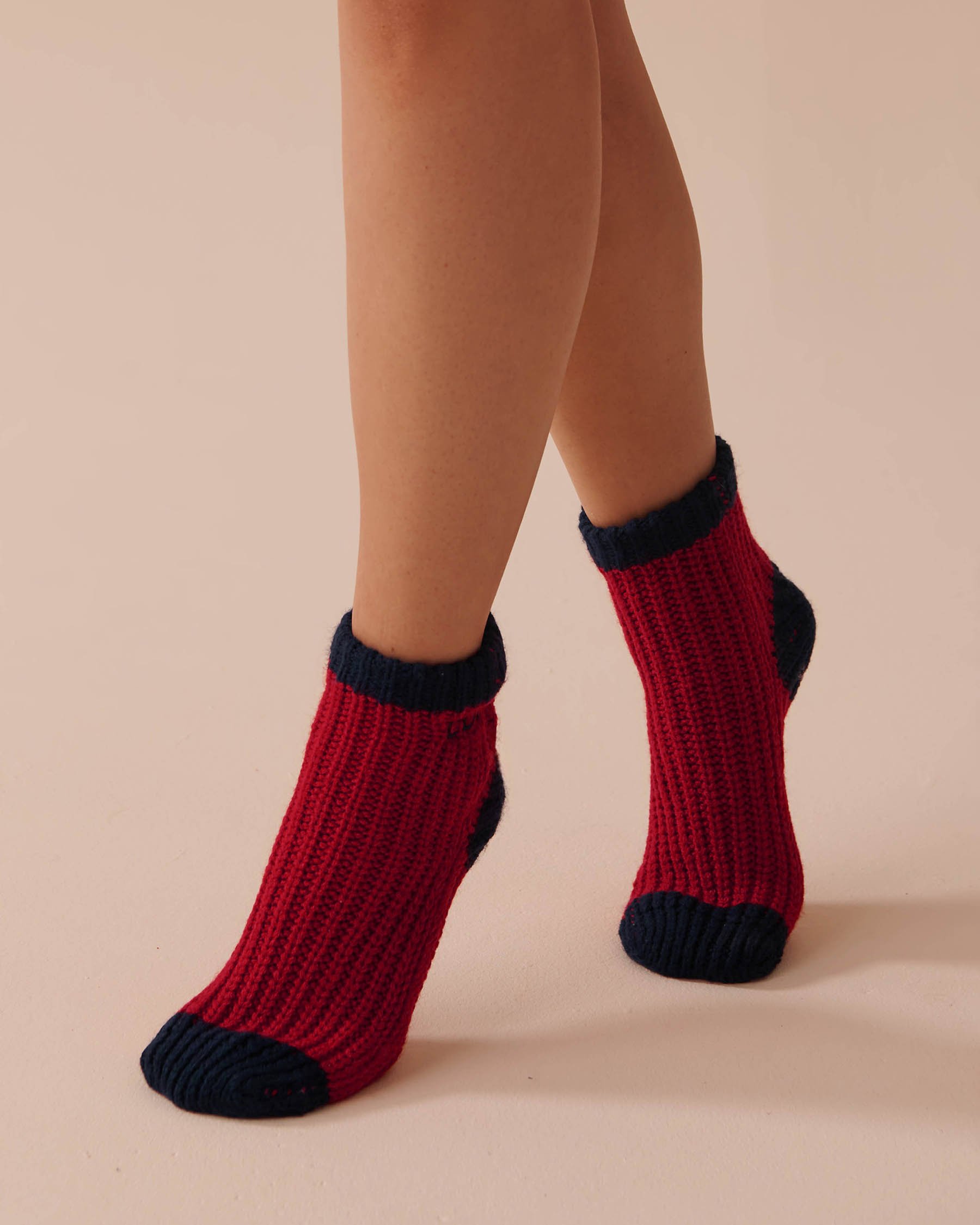 LA VIE EN ROSE Bas en tricot avec broderie hivernale Rouge sucre d'orge 40700366 - Voir3