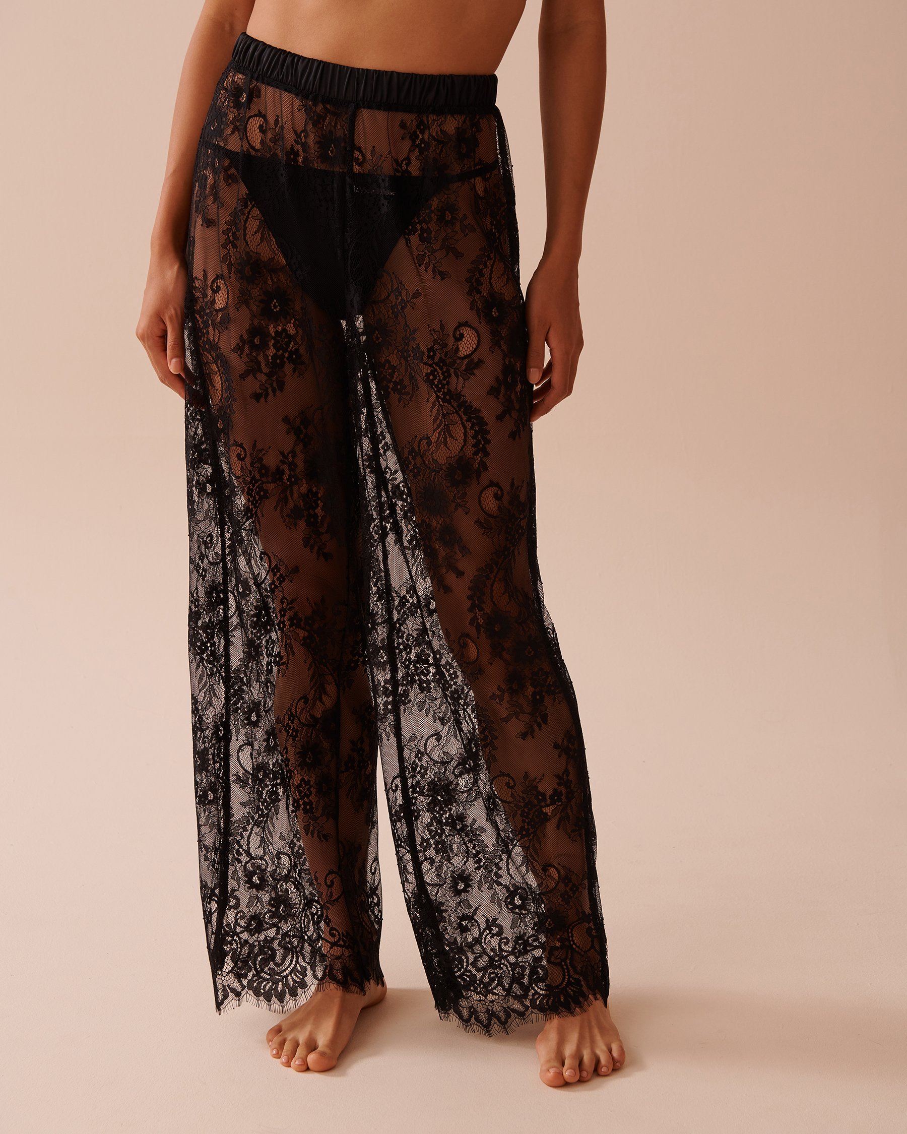 LA VIE EN ROSE Sheer Lace Pants Classic Black 60200110 - View3