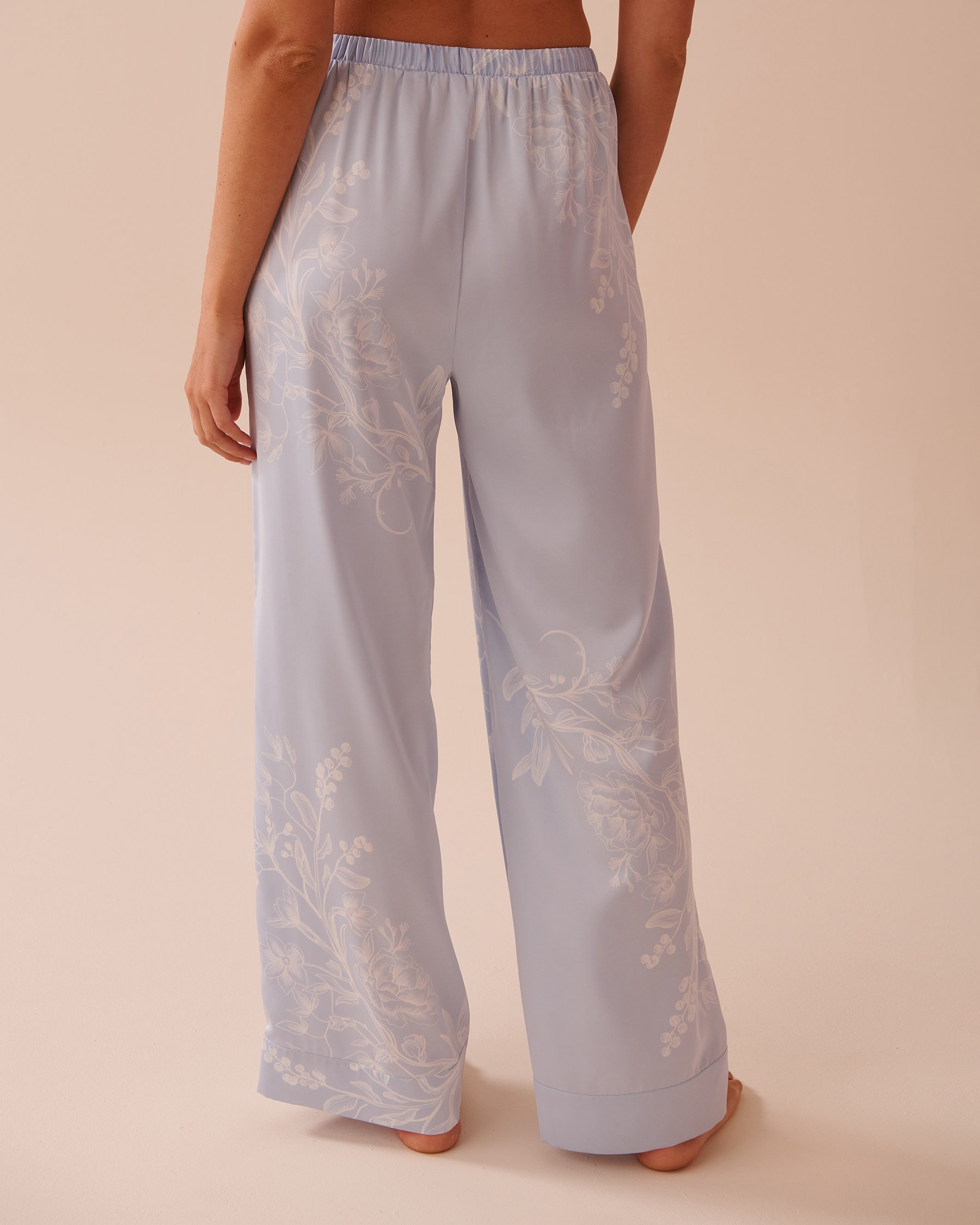 LA VIE EN ROSE Pastel Floral Print Satin Pants Icy Blue Garden 60200113 - View2