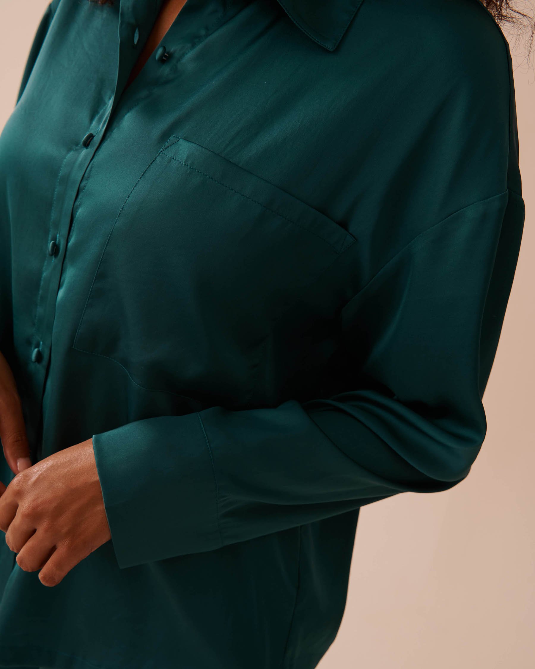LA VIE EN ROSE Satin Pajama Set Fir Green 60400044 - View3