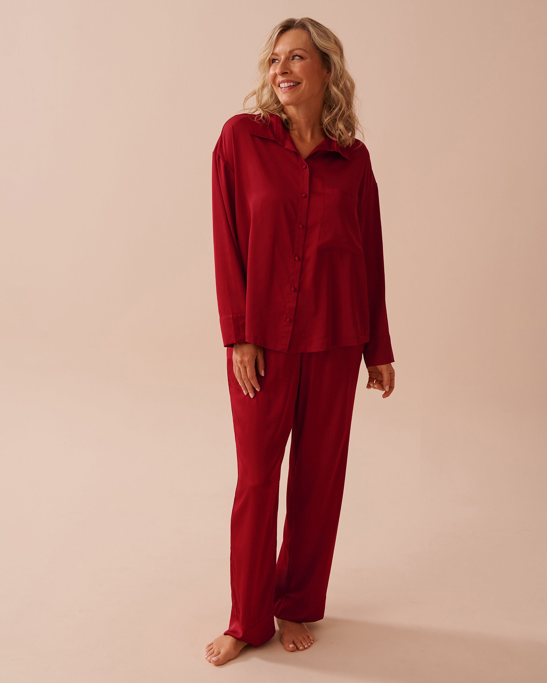 LA VIE EN ROSE Satin Pajama Set Candy Cane Red 60400044 - View1