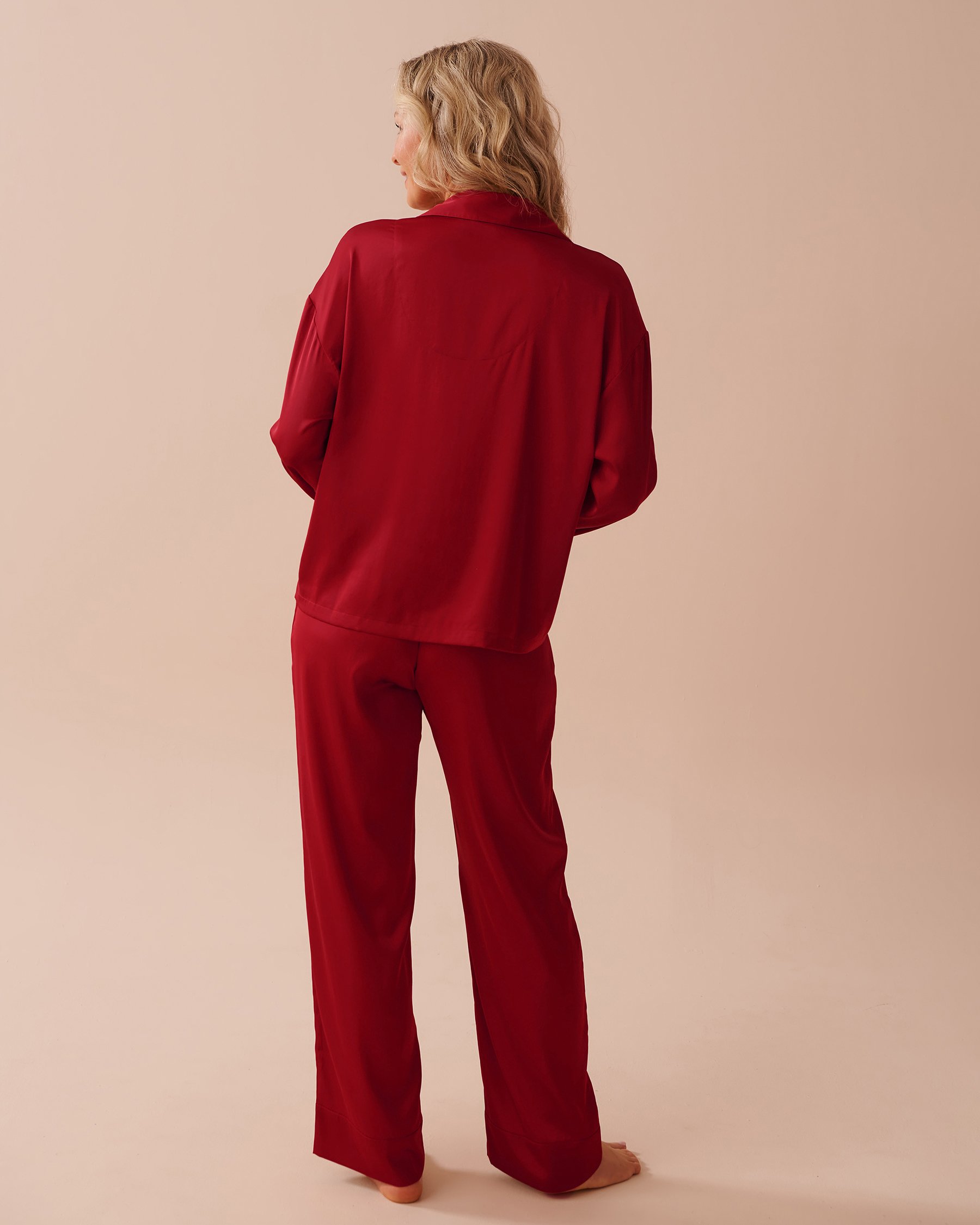 LA VIE EN ROSE Satin Pajama Set Candy Cane Red 60400044 - View2