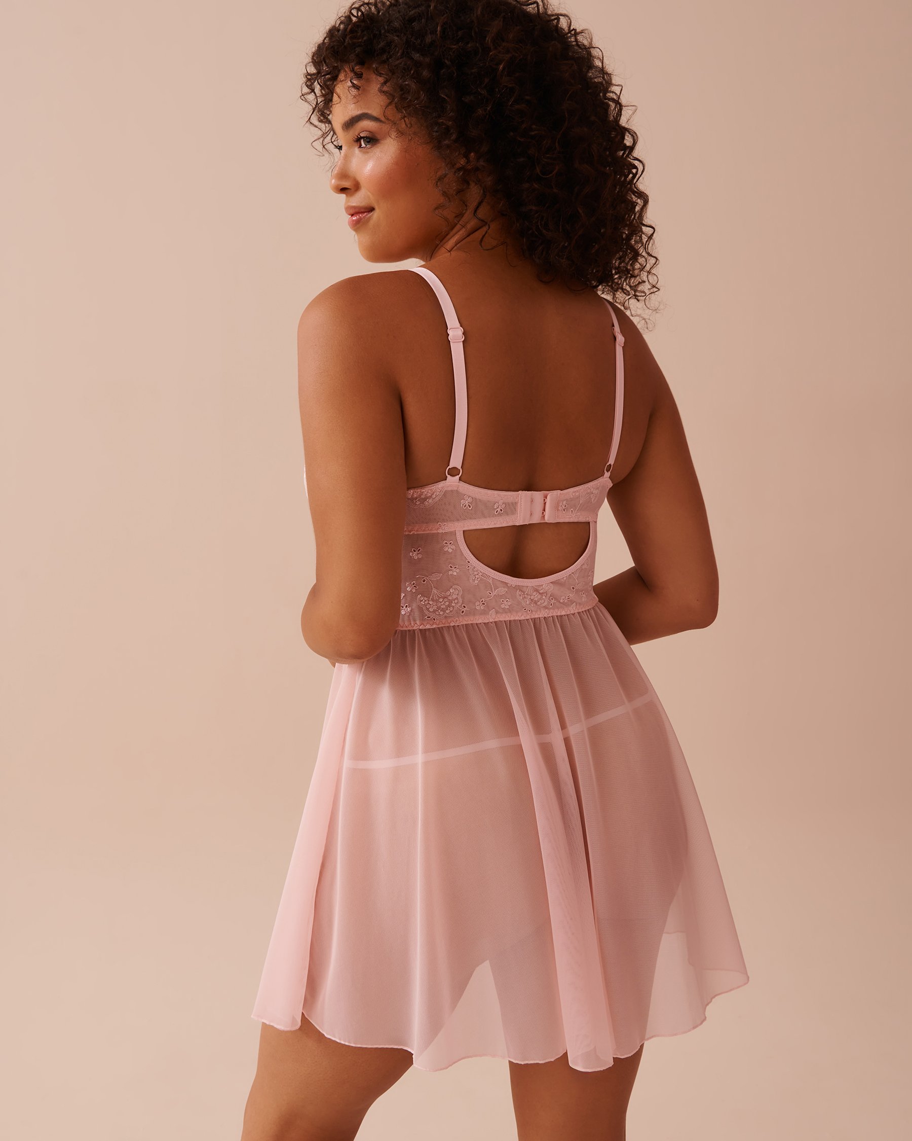 LA VIE EN ROSE Nuisette en résille brodée Rose fée 60500164 - Voir2