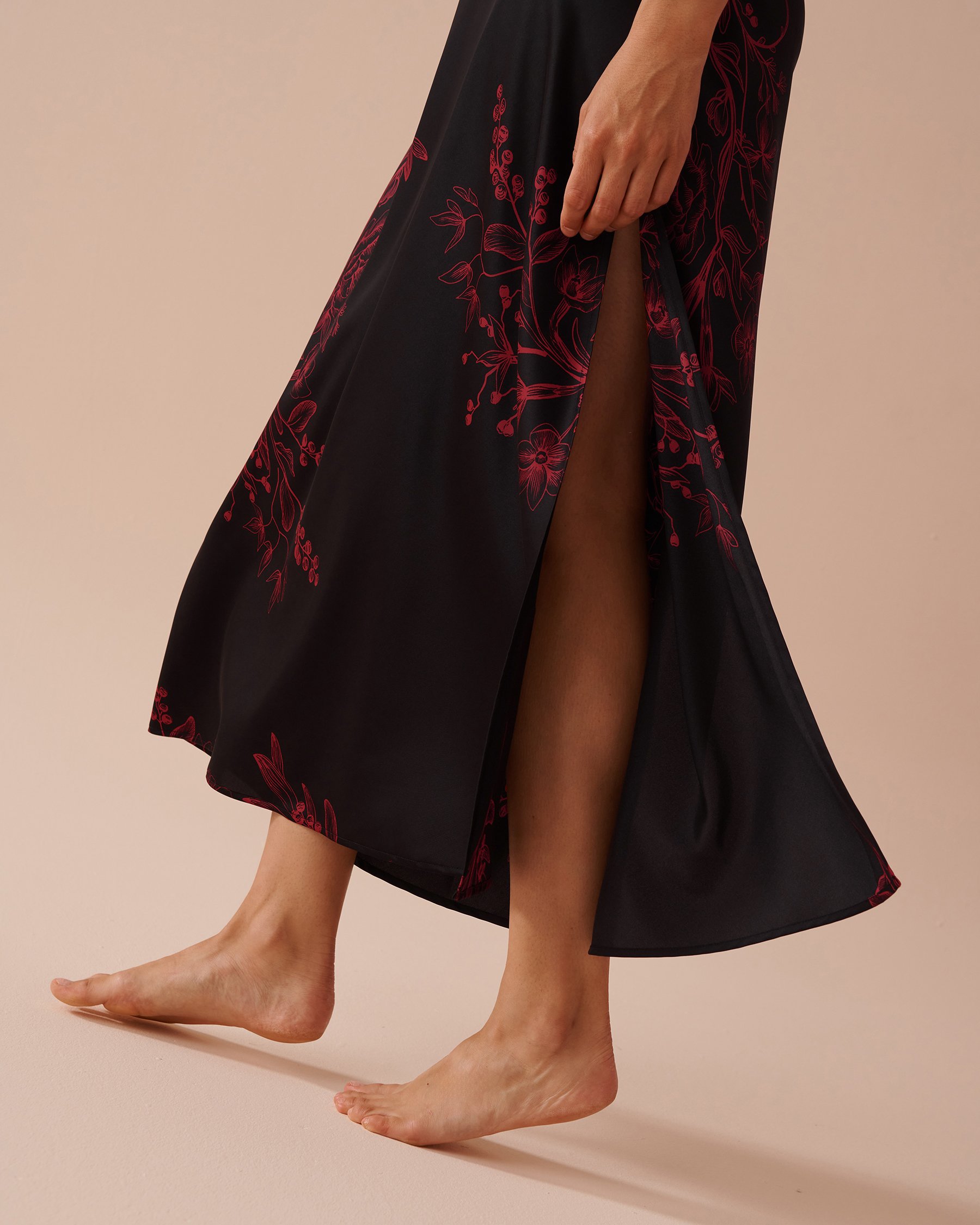 LA VIE EN ROSE Dark Floral Print Long Satin Nightie Black Mystic Garden 60500168 - View3