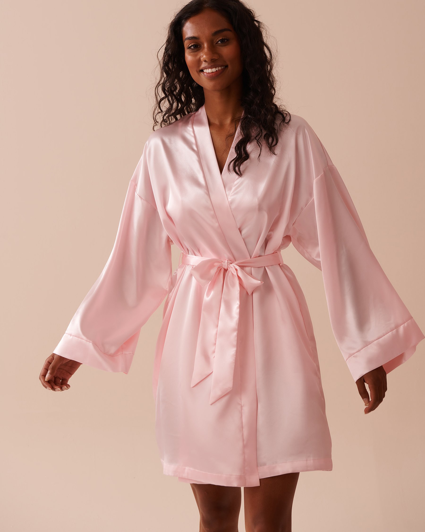 LA VIE EN ROSE Shiny Satin Kimono Fairy Pink 60600084 - View3