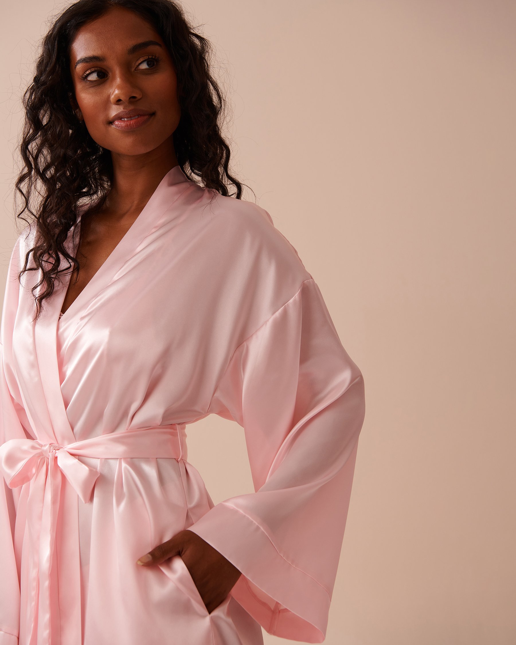 LA VIE EN ROSE Shiny Satin Kimono Fairy Pink 60600084 - View4
