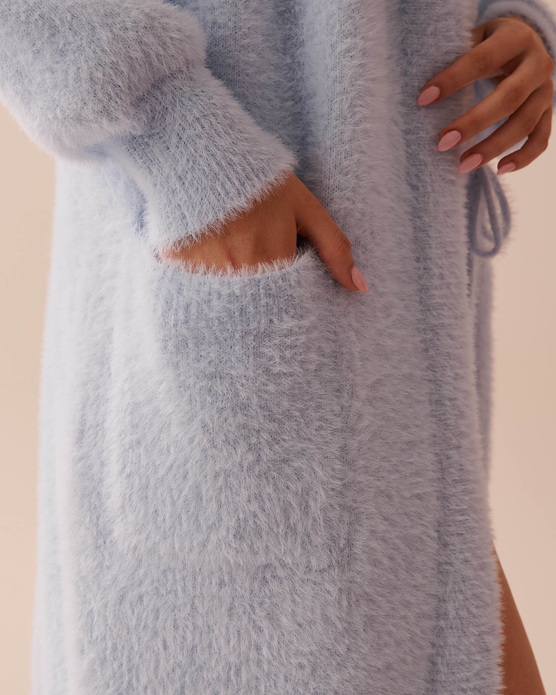 LA VIE EN ROSE Cardigan long en peluche moelleuse Bleu glacé 50500014 - Voir3