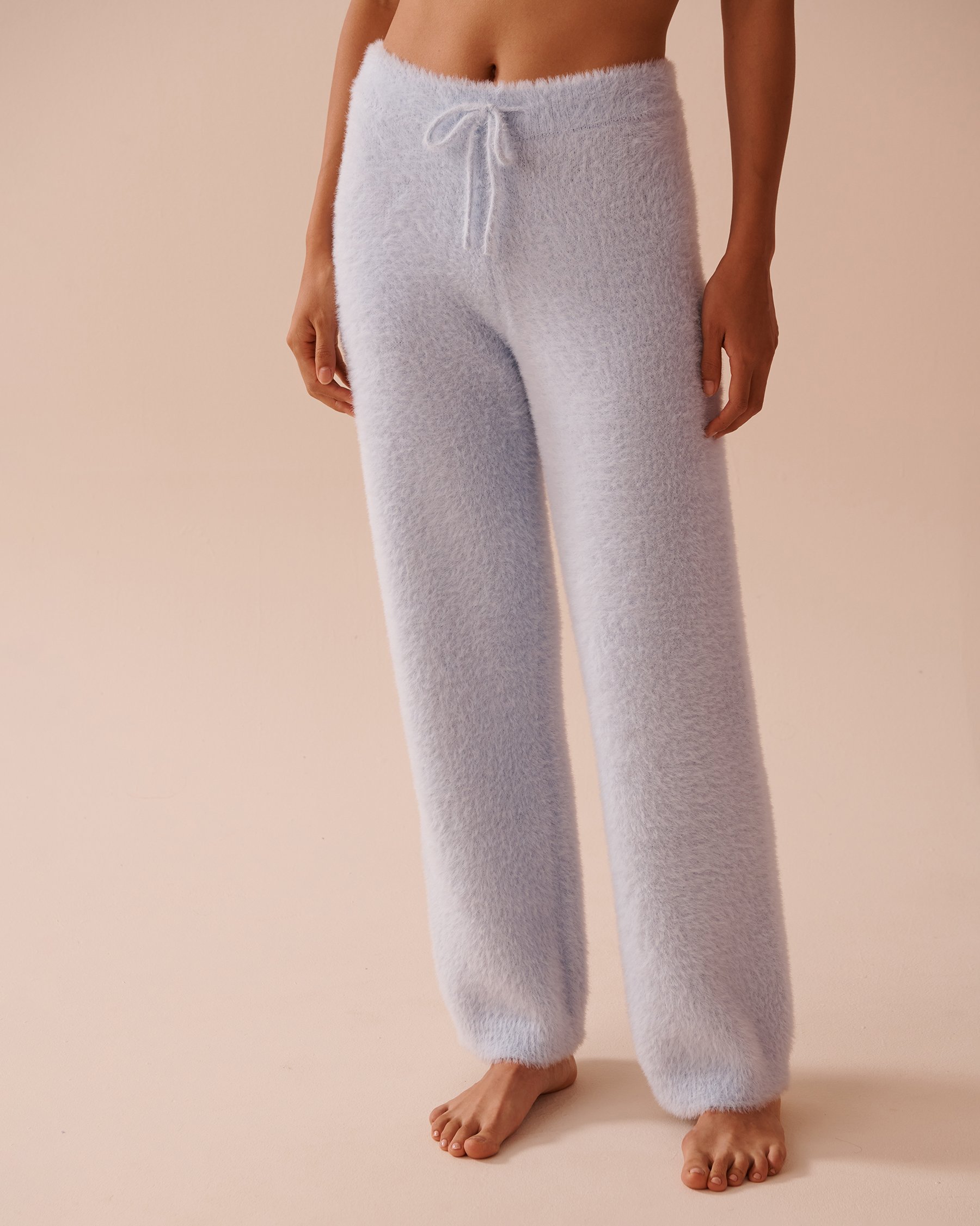 LA VIE EN ROSE Fluffy Pants Icy Blue 50200084 - View2