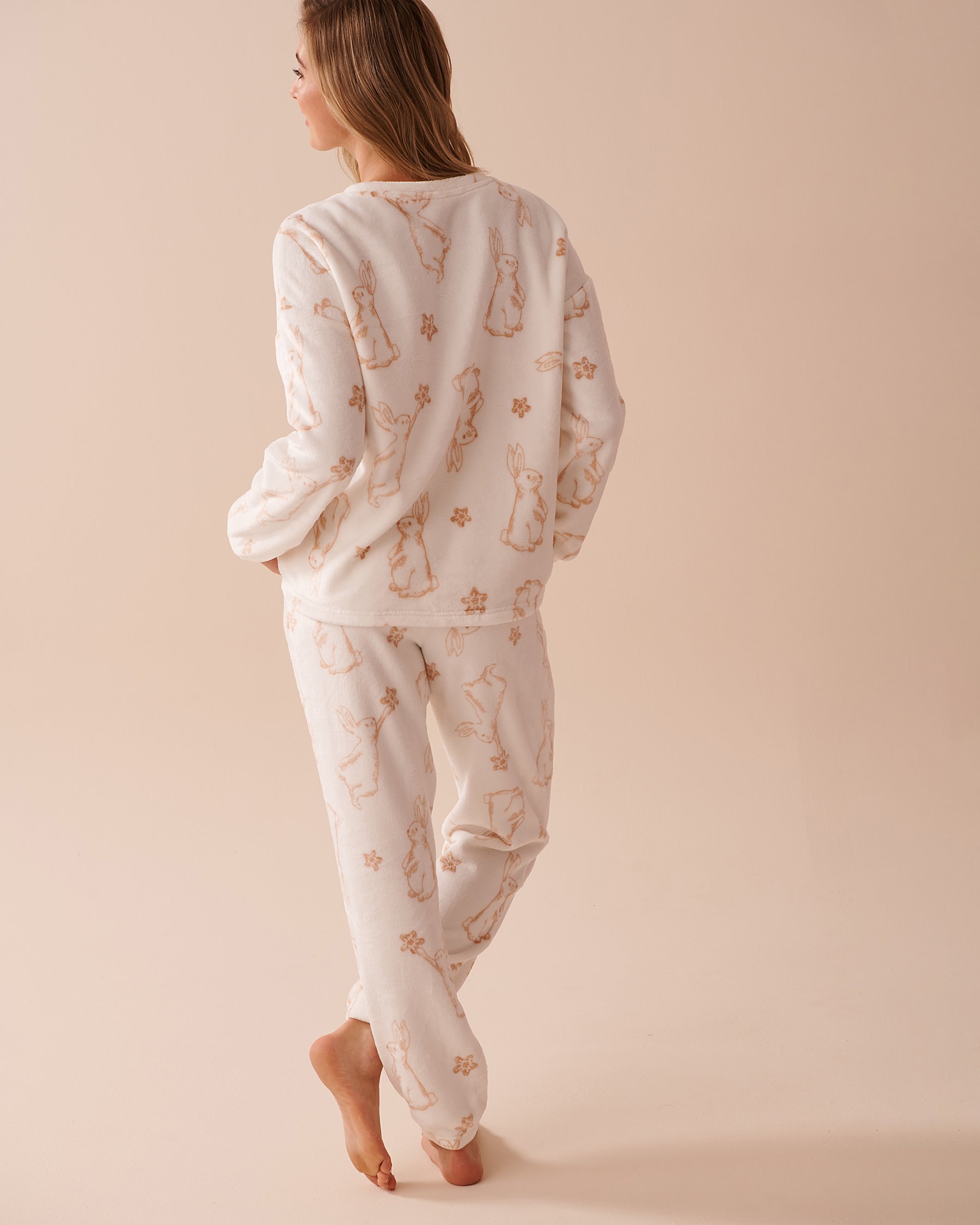 LA VIE EN ROSE Ensemble pyjama en peluche douce à imprimé lapin Lapin/Blanc neige 40400079 - Voir2