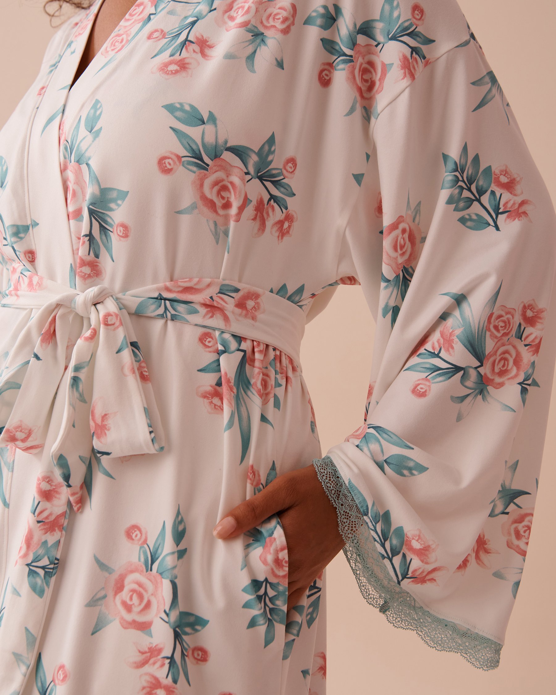 LA VIE EN ROSE Rose Garden Print Soft Kimono Rose Garden 40600185 - View4