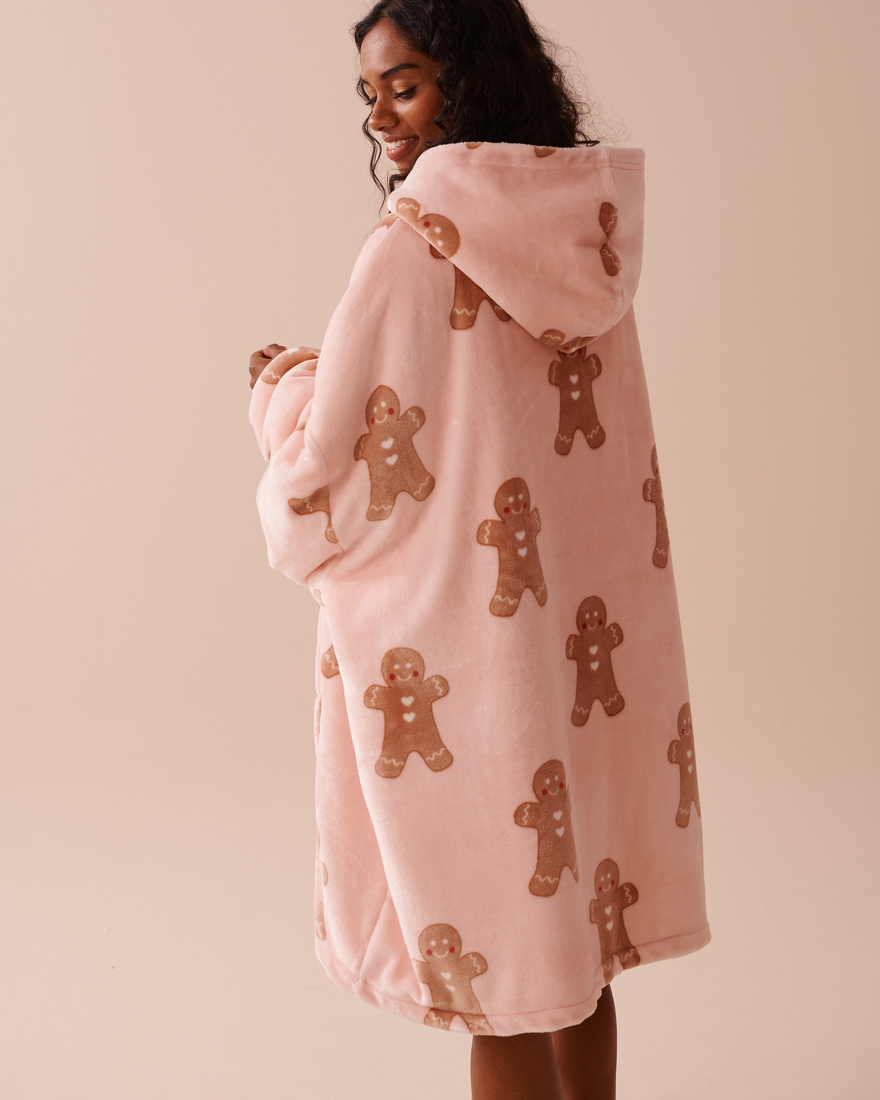 LA VIE EN ROSE Gingerbread Soft Plush Oversized Hoodie Gingerbread/Pink 40700350 - View2