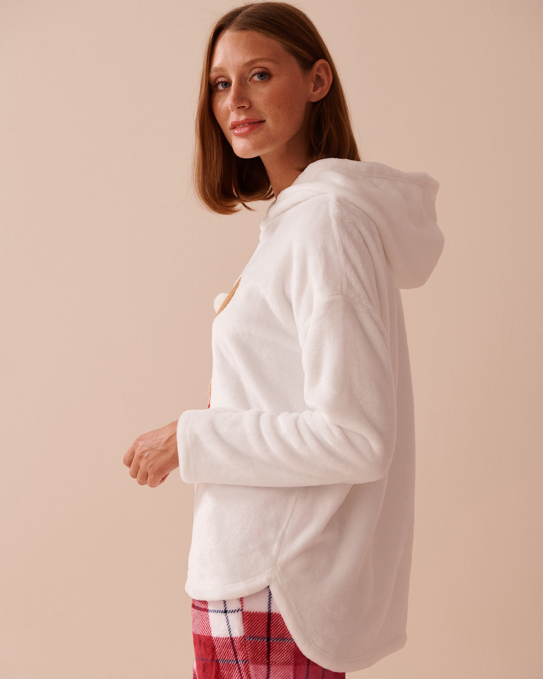 LA VIE EN ROSE Moose Print Soft Plush PJ Set Moose/Red Plaid 40400078 - View5