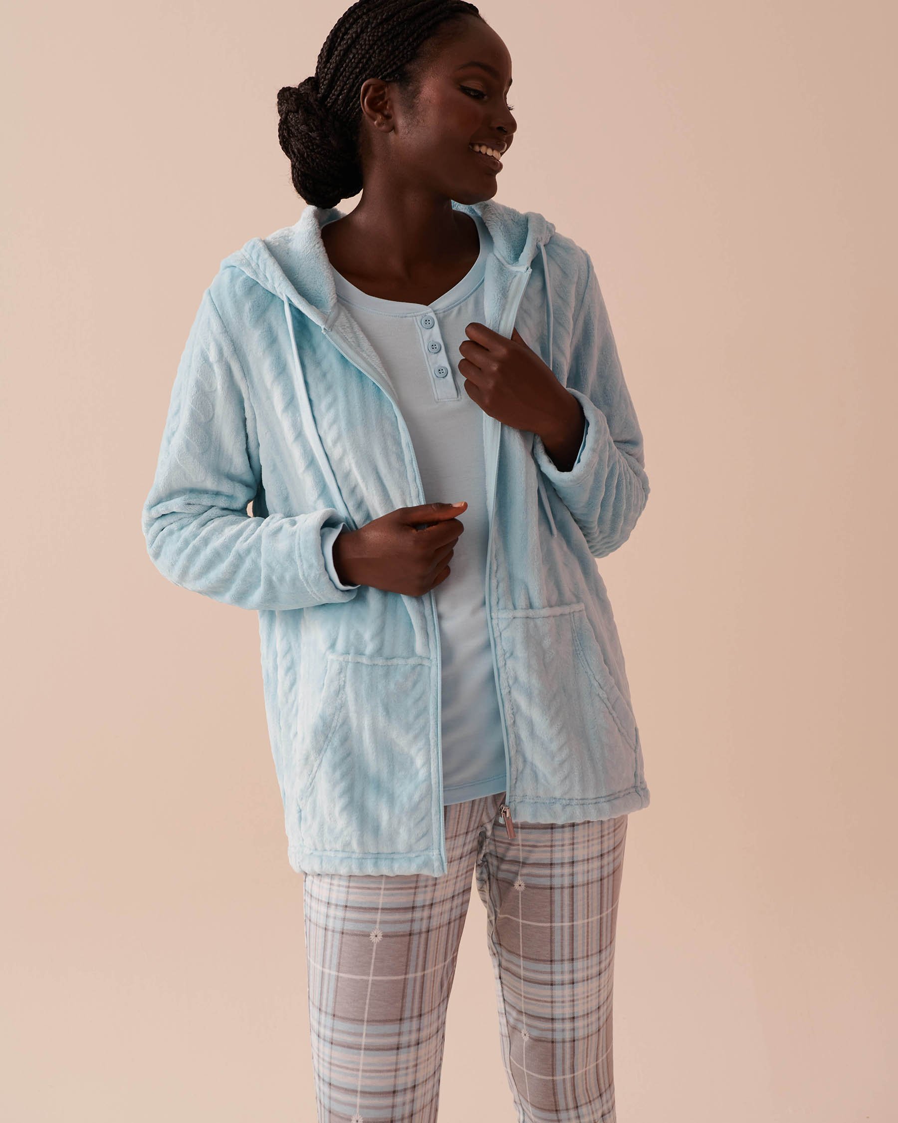 LA VIE EN ROSE Recycled Fibers Cable Effect Soft Hooded Cardigan Winter Blue 40600189 - View4