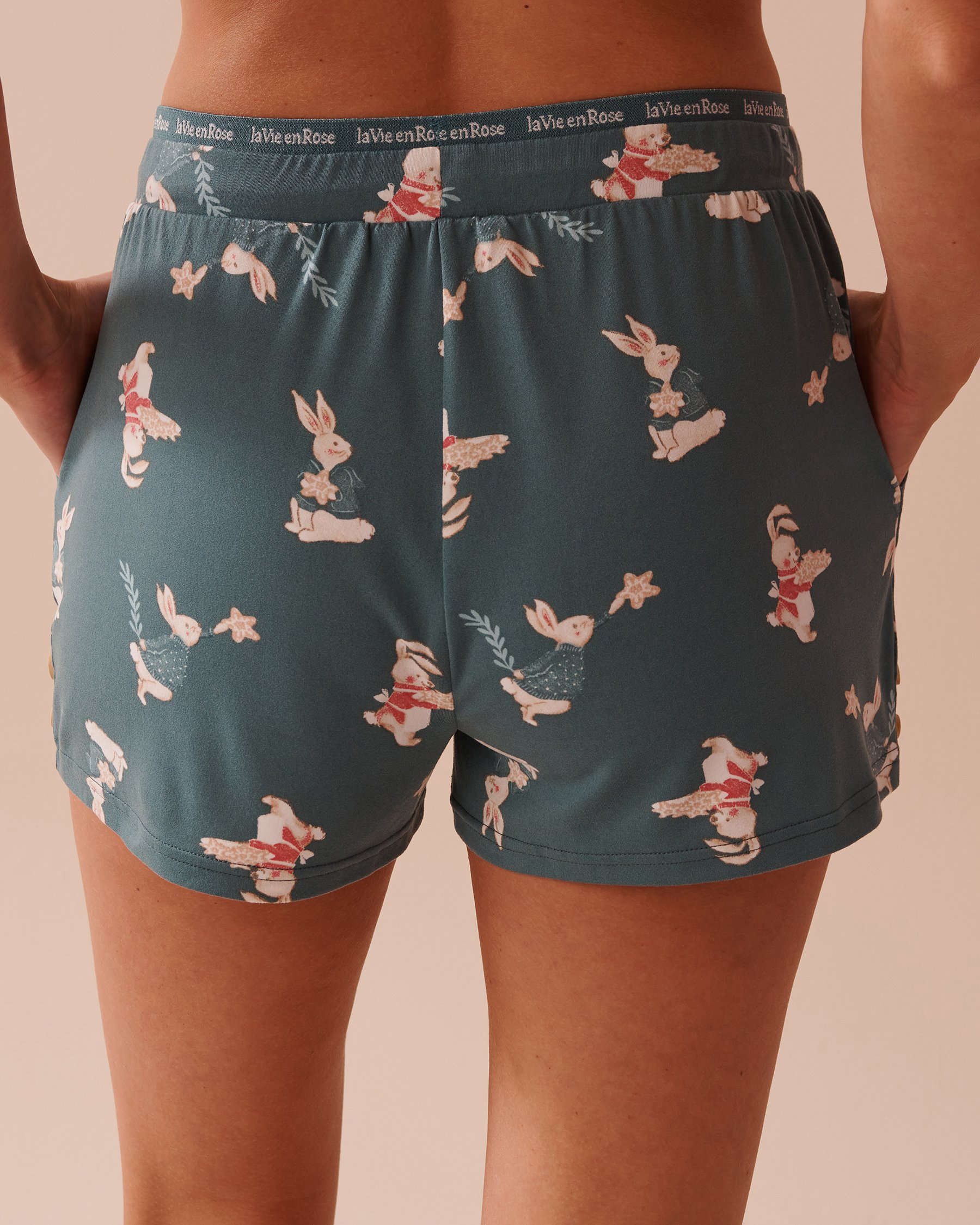 LA VIE EN ROSE Rabbit Print Super Soft Pajama Shorts Rabbit/Forest Green 40200647 - View2