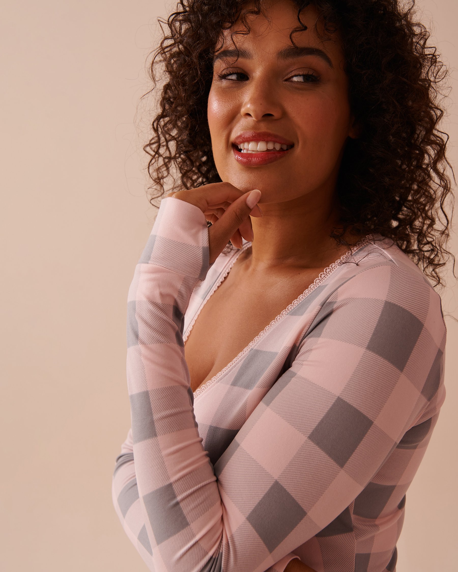 LA VIE EN ROSE Pink Plaid Super Soft Long Sleeve Romper Fairy Pink Plaid 40300050 - View7