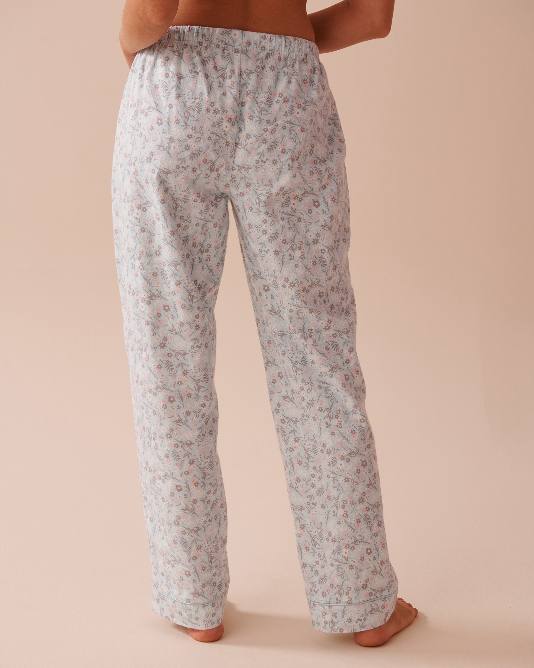 LA VIE EN ROSE Winter Flowers Print Flannel PJ Set Blue Winter Flowers 40400073 - View7