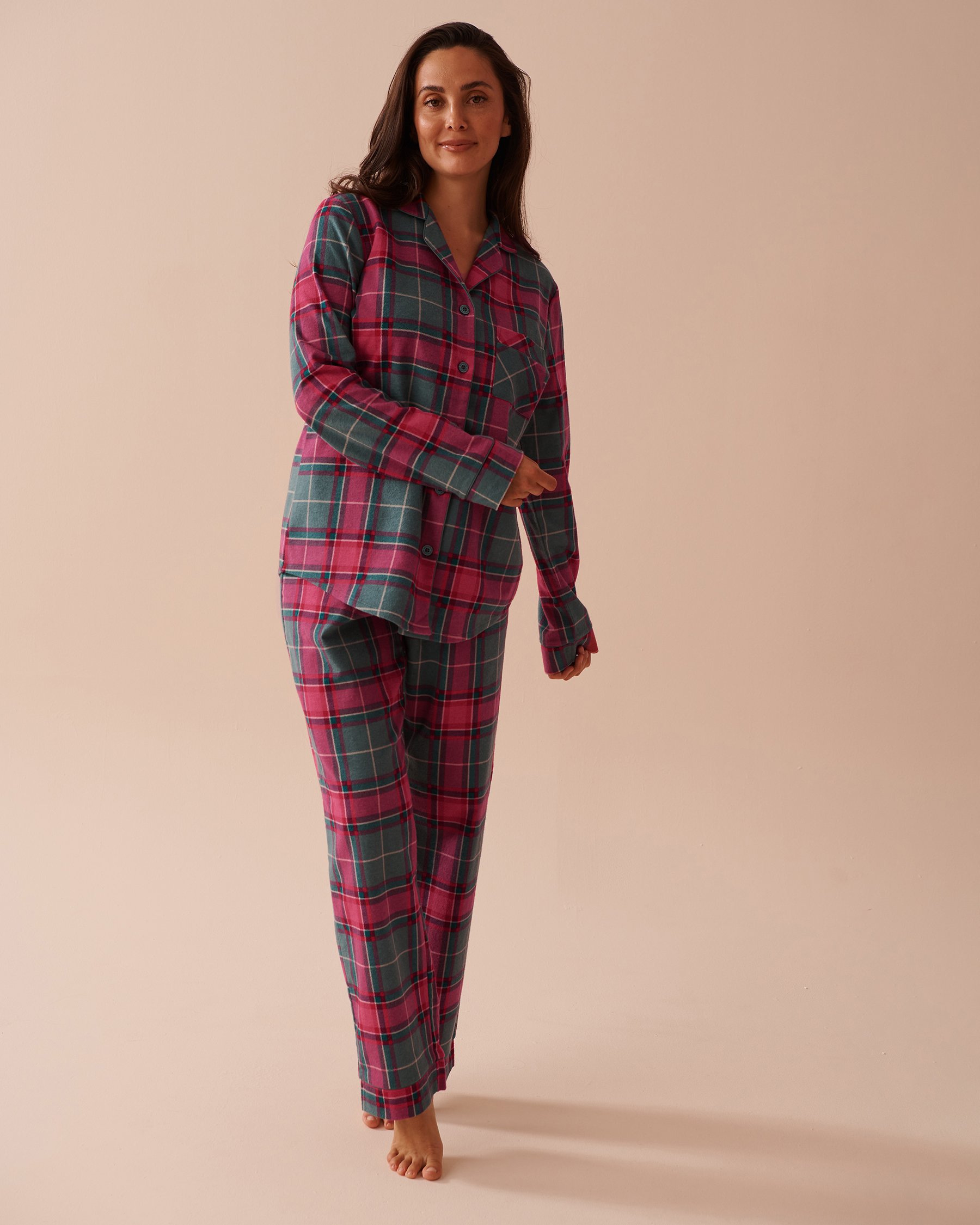 LA VIE EN ROSE Red & Green Plaid Flannel PJ Set Red & Green Plaid 40400073 - View9