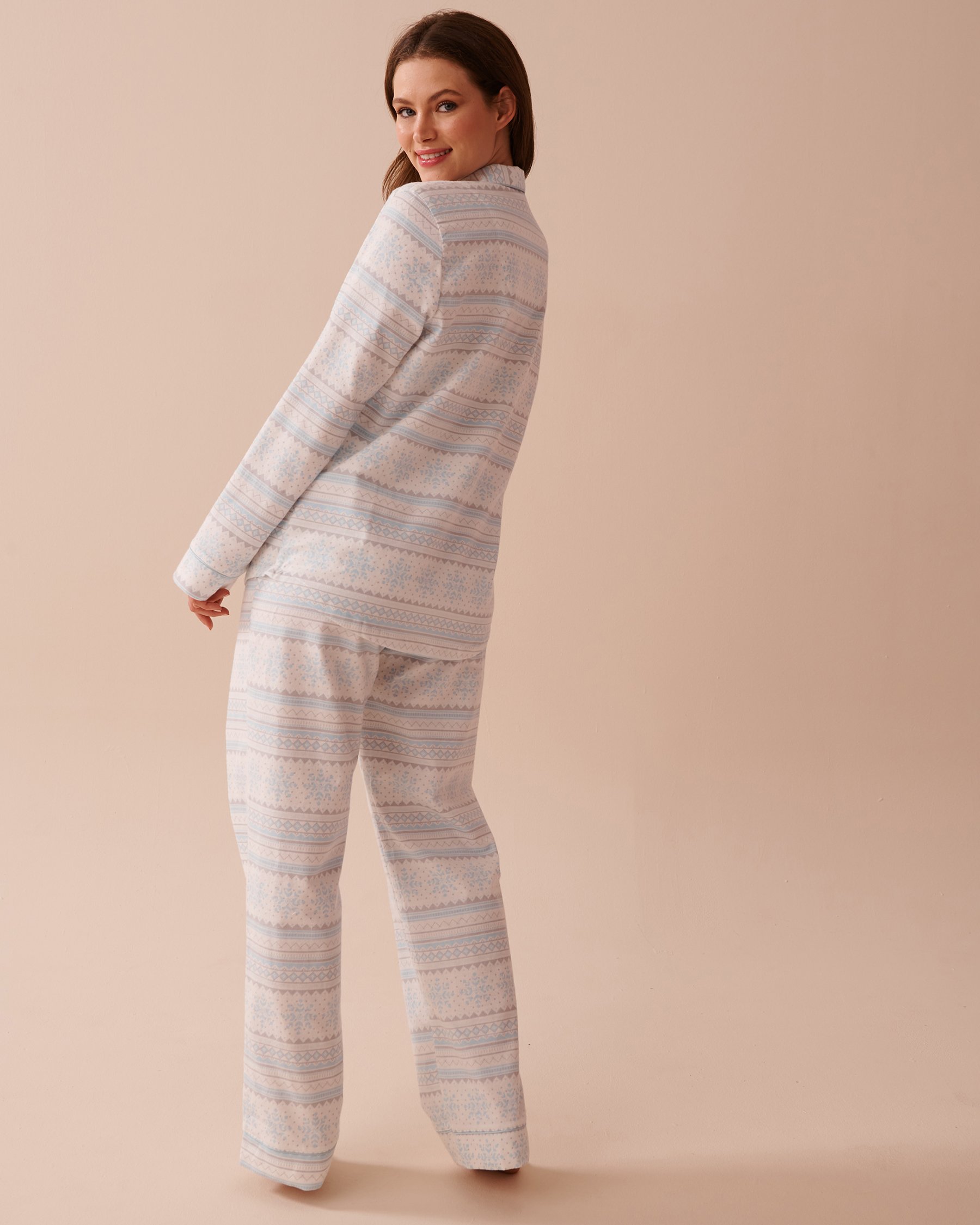 LA VIE EN ROSE Blue Fair Isle Print Flannel PJ Set Light Blue Fair Isle Print 40400073 - View4