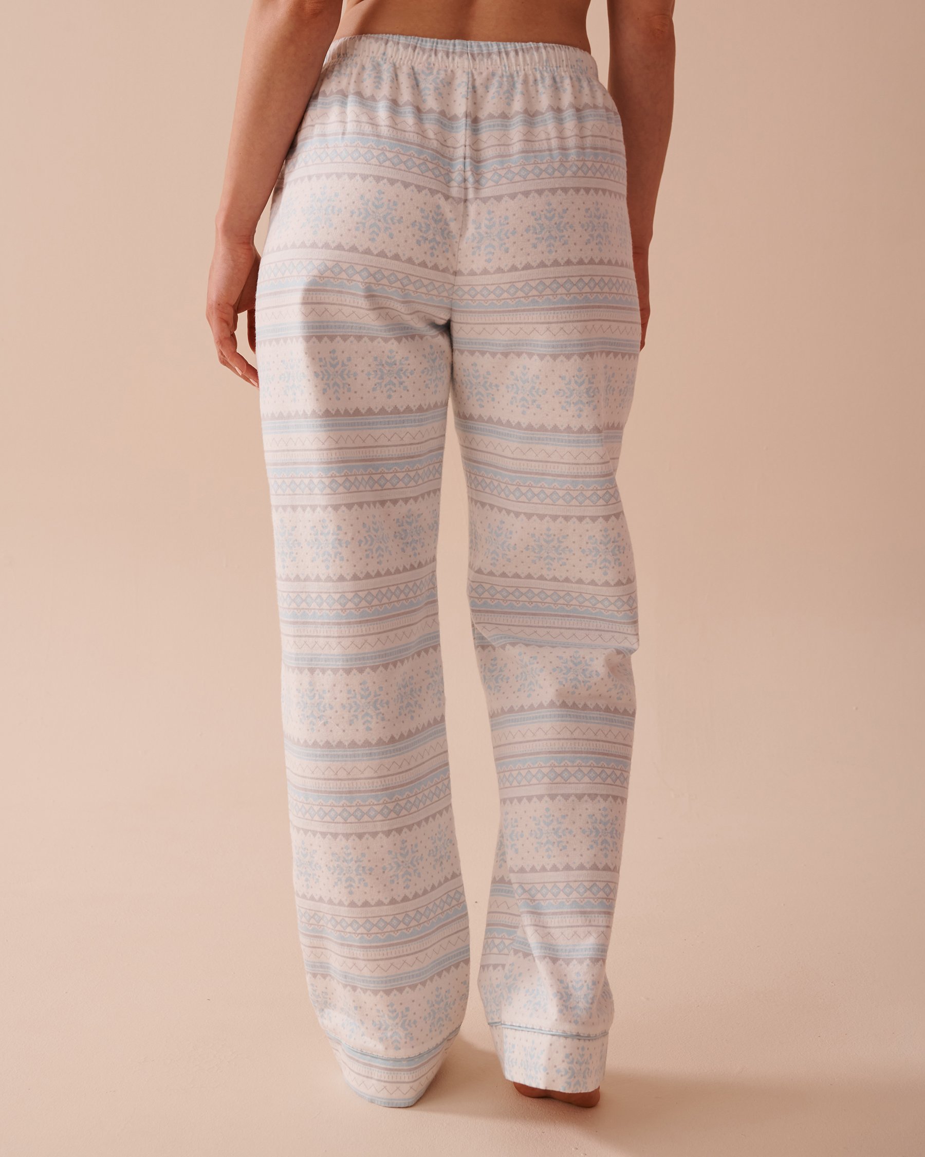 LA VIE EN ROSE Blue Fair Isle Print Flannel PJ Set Light Blue Fair Isle Print 40400073 - View7