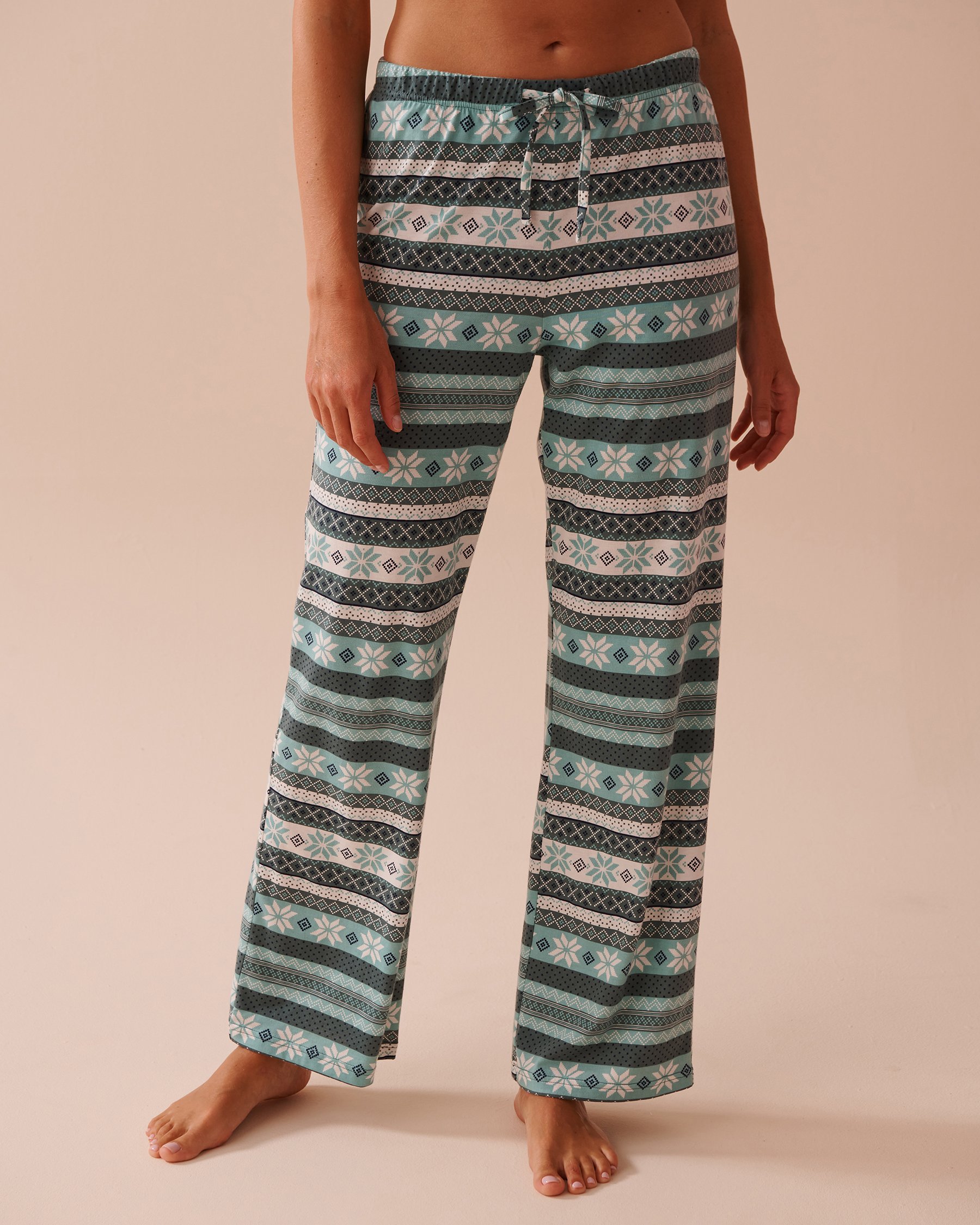 LA VIE EN ROSE Fair Isle Print Cotton PJ Set Green Fair Isle Print 40400075 - View5