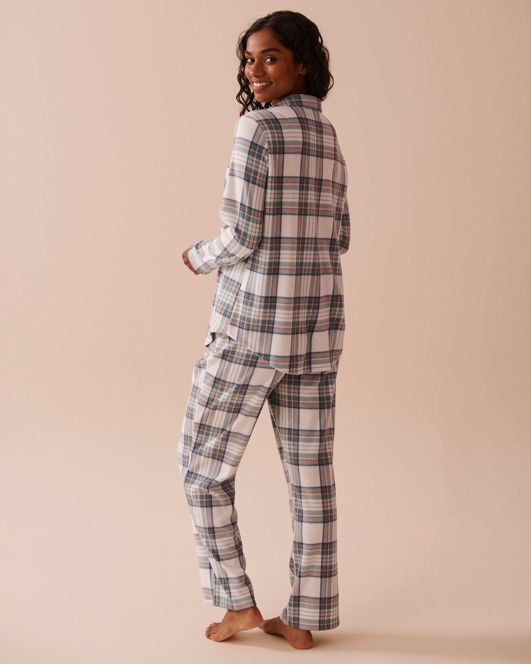 LA VIE EN ROSE Green Plaid Micropolar PJ Set Green & White Plaid 40400074 - View2
