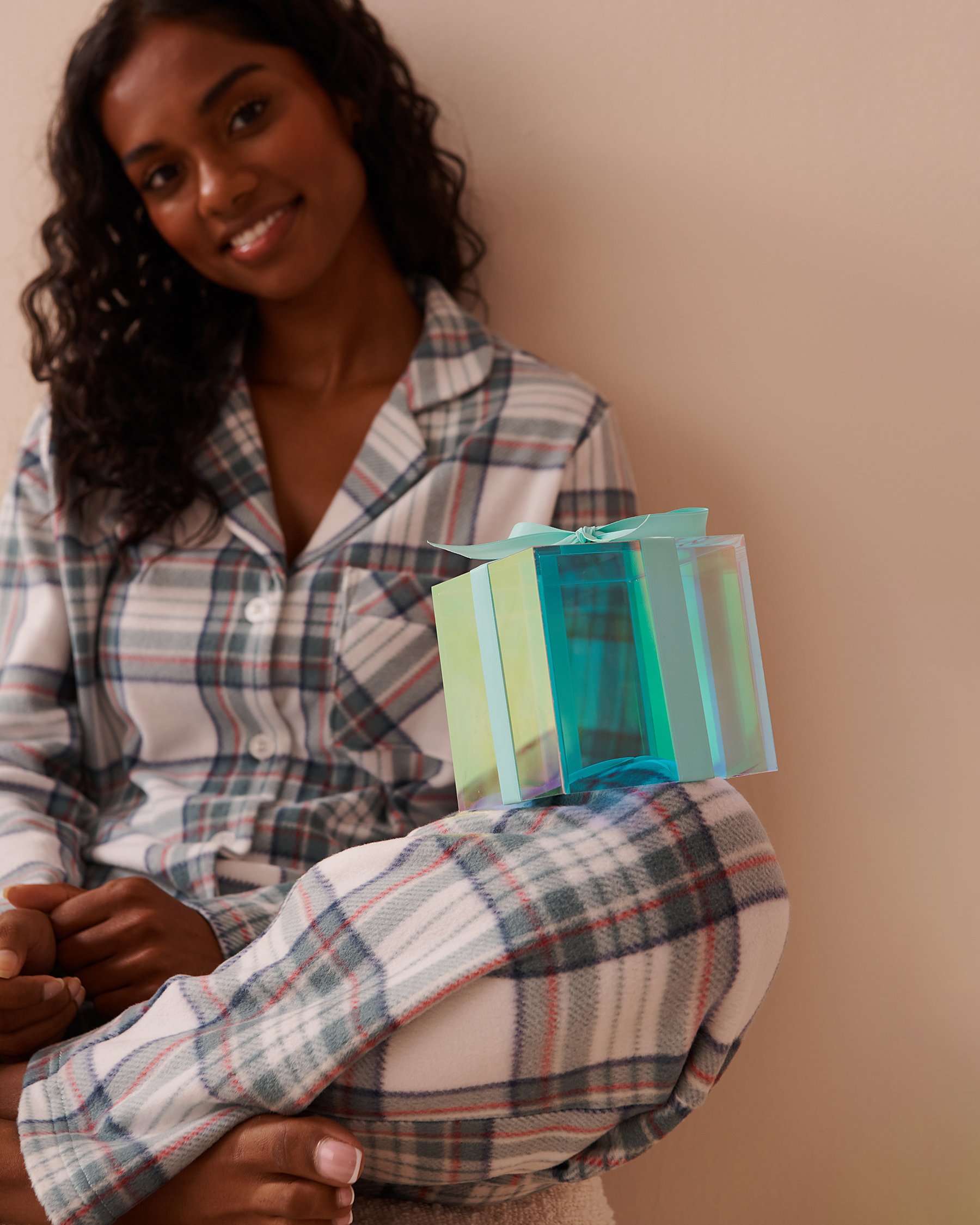 LA VIE EN ROSE Green Plaid Micropolar PJ Set Green & White Plaid 40400074 - View4