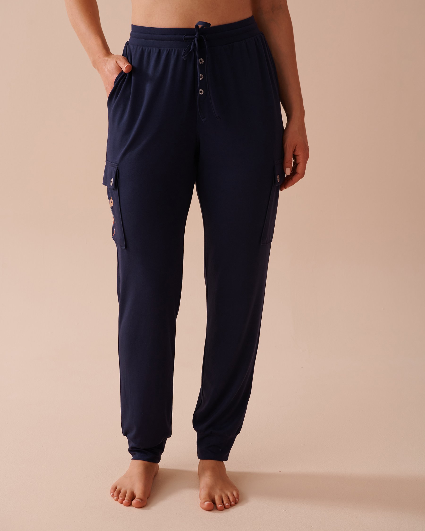 LA VIE EN ROSE Pantalon de pyjama cargo ultra doux à imprimé orignal Bleu nuit 40200643 - View1