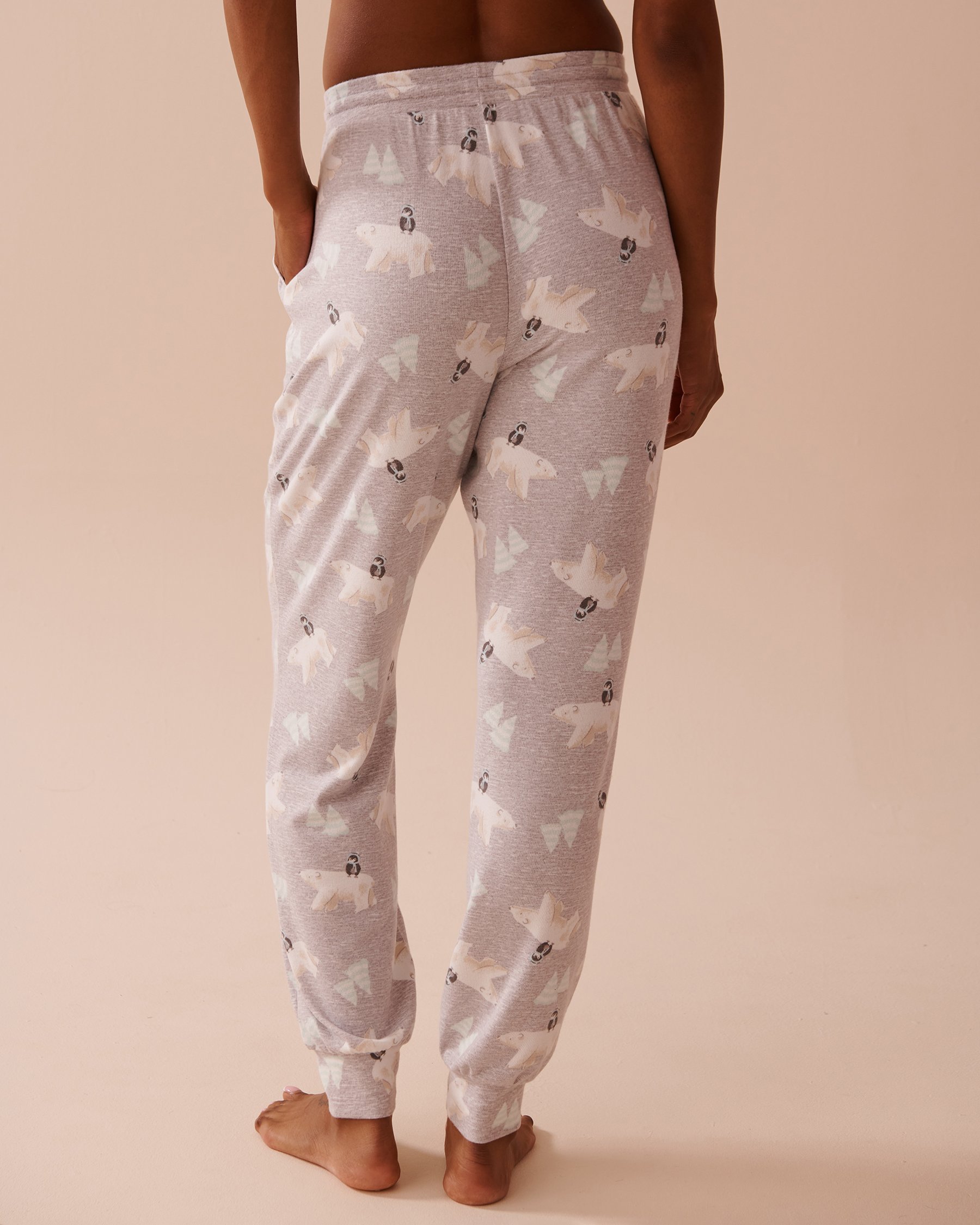 LA VIE EN ROSE Polar Bear Print Recycled Fibers Jogger Pajama Pants Polar Bear/Grey 40200650 - View2