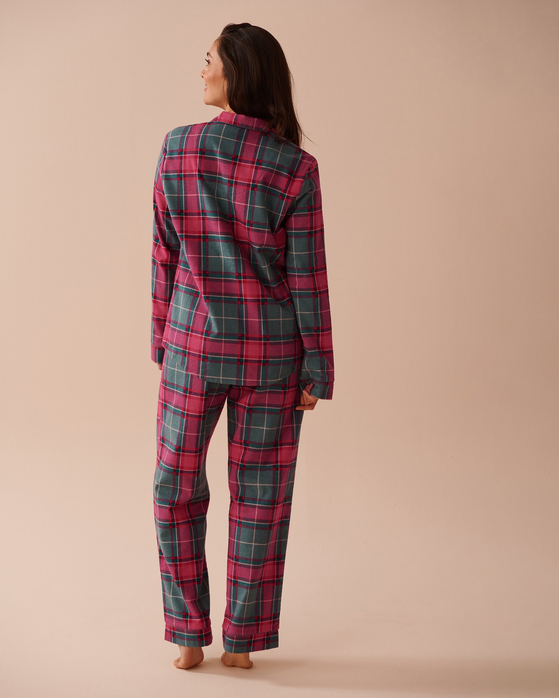 LA VIE EN ROSE Red & Green Plaid Flannel PJ Set Red & Green Plaid 40400073 - View8