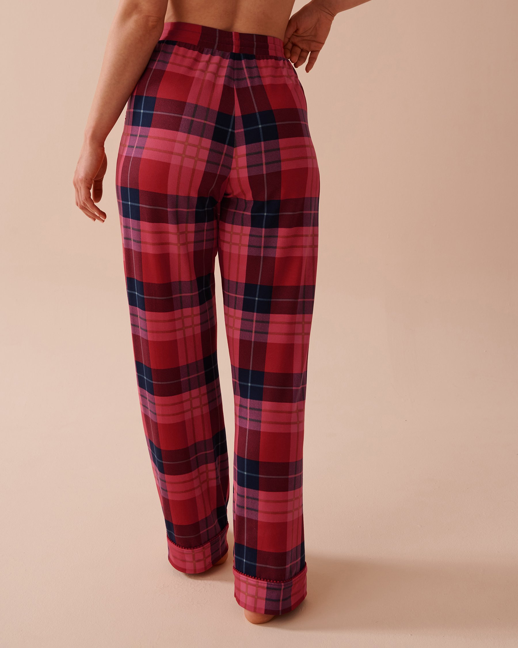 LA VIE EN ROSE Red Plaid Super Soft Pajama Pants Red & Blue Plaid 40200642 - View2