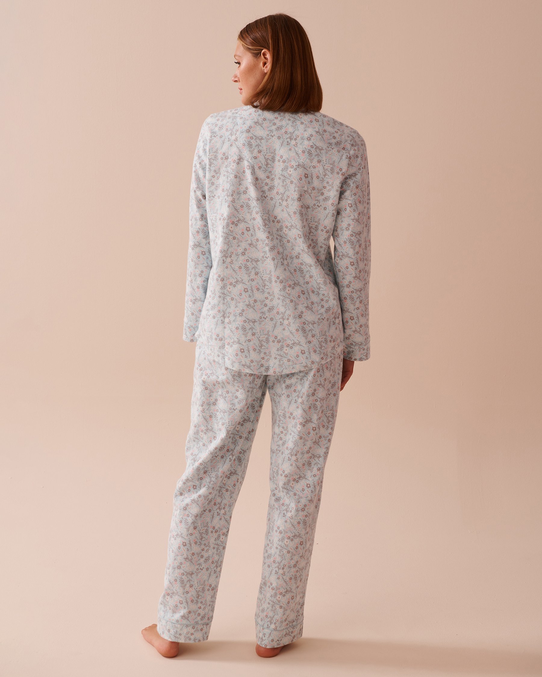 LA VIE EN ROSE Winter Flowers Print Flannel PJ Set Blue Winter Flowers 40400073 - View2