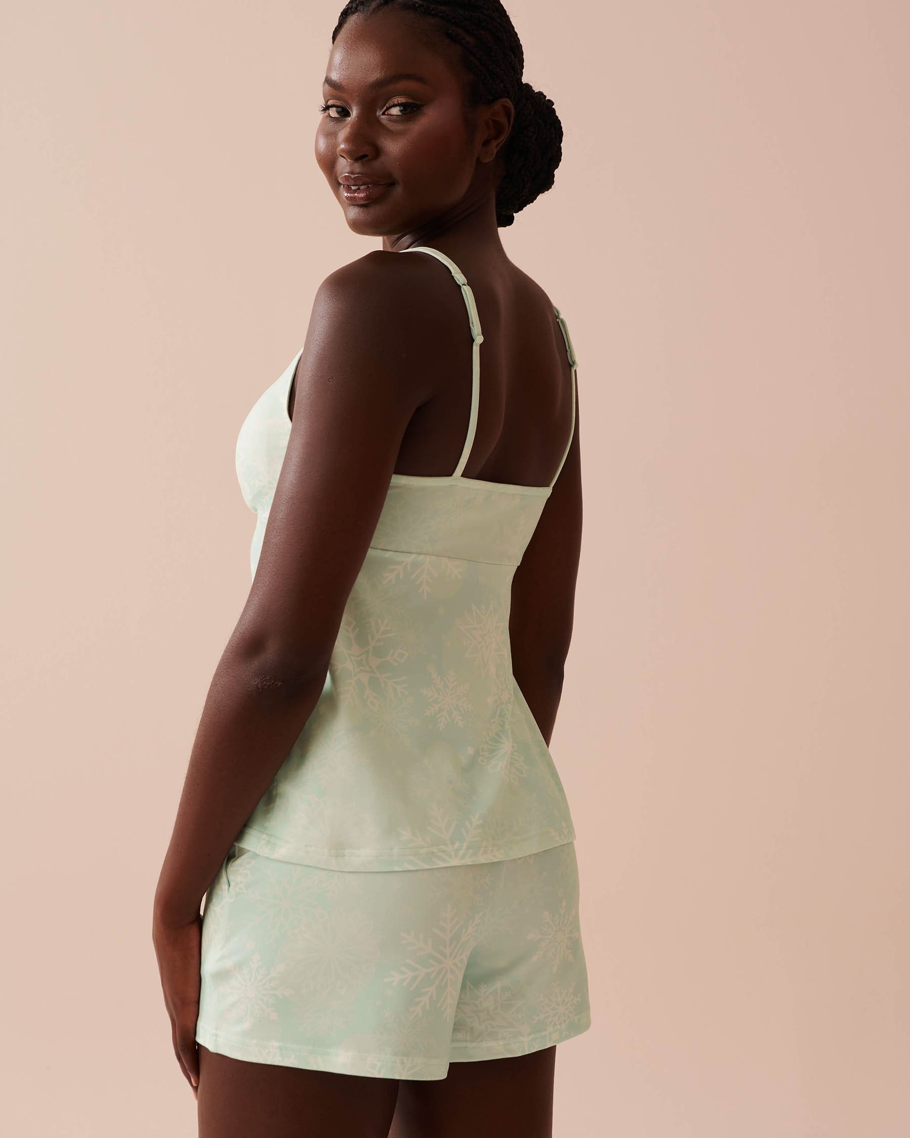 LA VIE EN ROSE Camisole ultra douce à imprimé flocon Vert menthe/Flocons 40100632 - View2