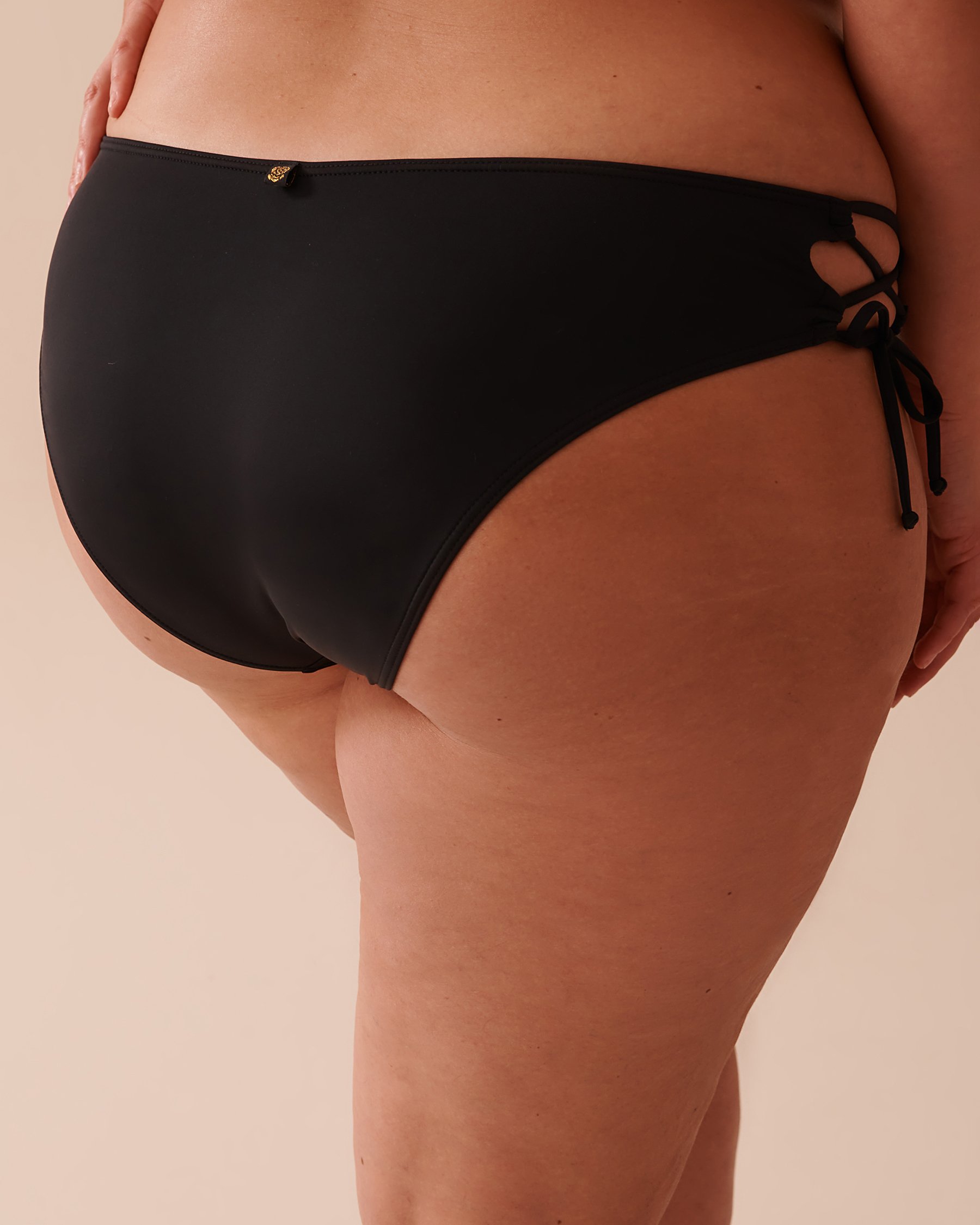 LA VIE EN ROSE AQUA SOLID Cross-Tie Brazilian Bikini Bottom Black 70300624 - View6