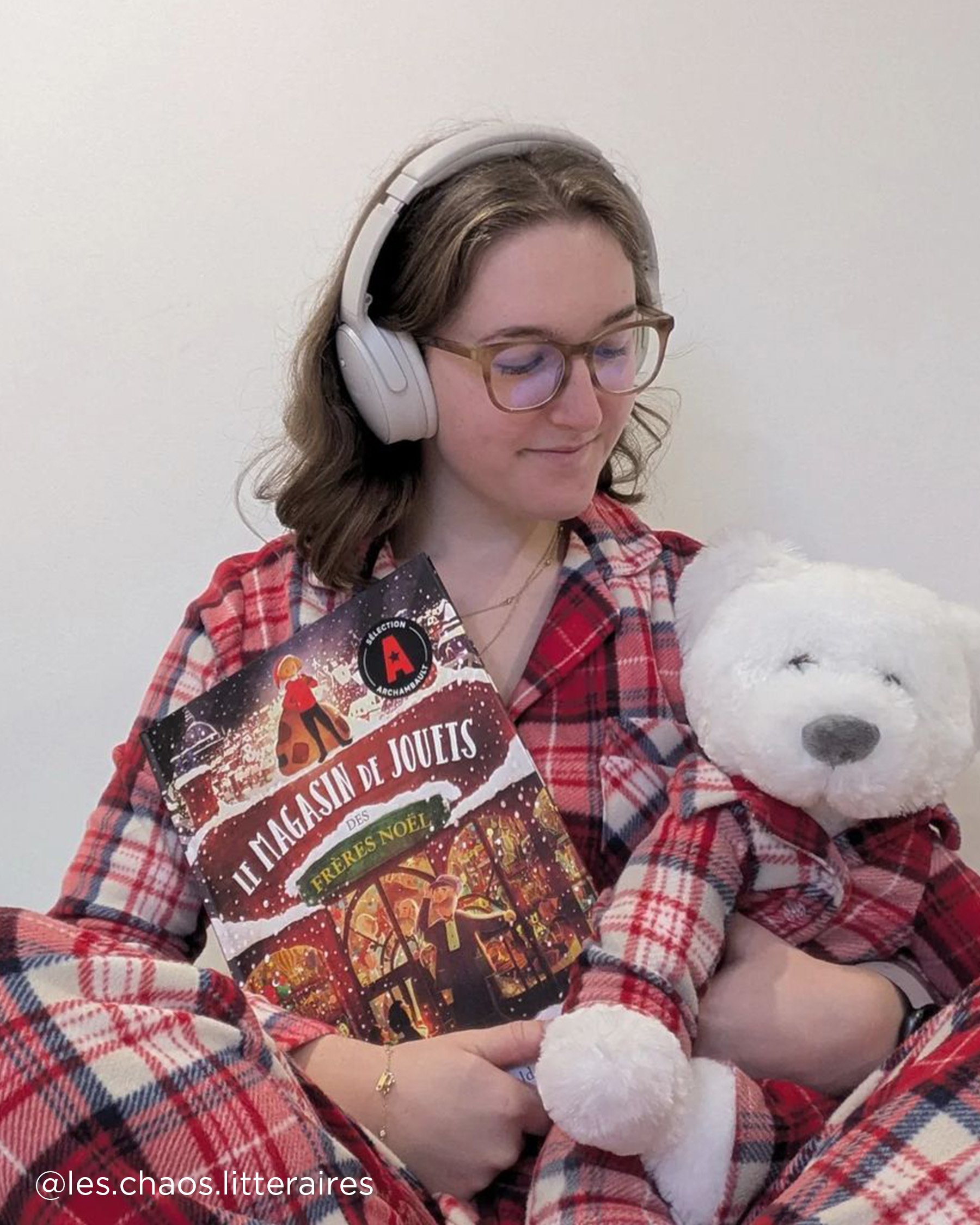 LA VIE EN ROSE Stuffed Polar Bear Snow White 40700368 - View3