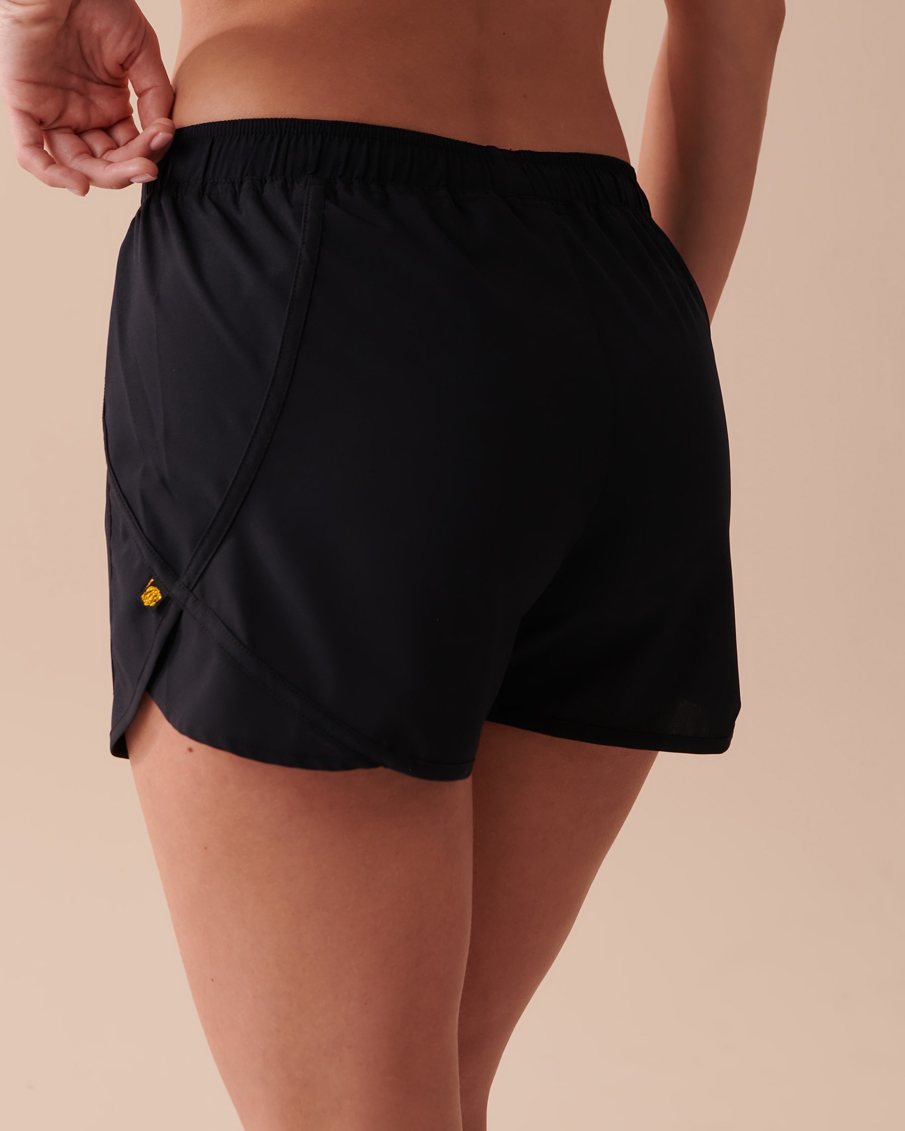 LA VIE EN ROSE AQUA Short en fibres recyclées Noir 80200041 - Voir3