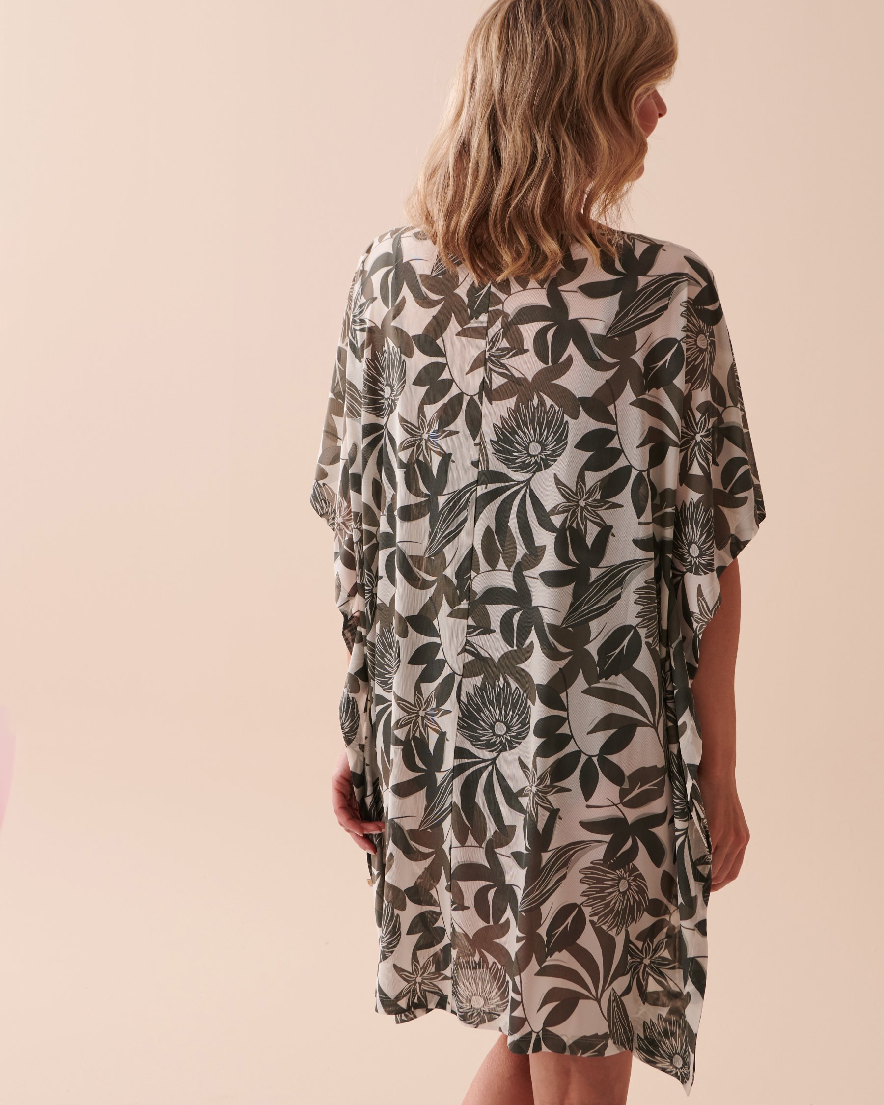 LA VIE EN ROSE Floral Mesh Poncho Khaki Grey Floral 80400048 - View2