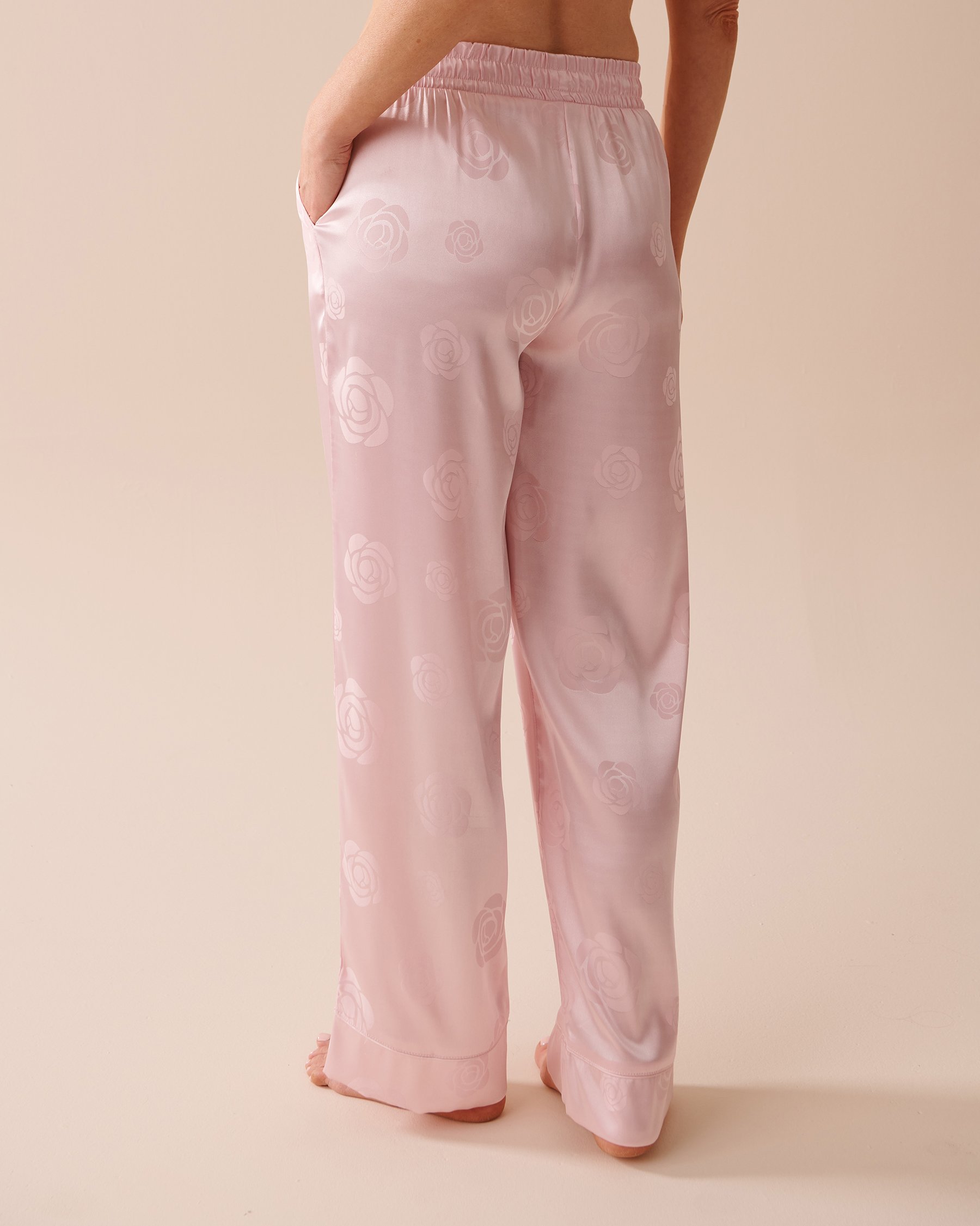 LA VIE EN ROSE Jacquard Satin Pajama Set Pink Roses 60400034 - View4