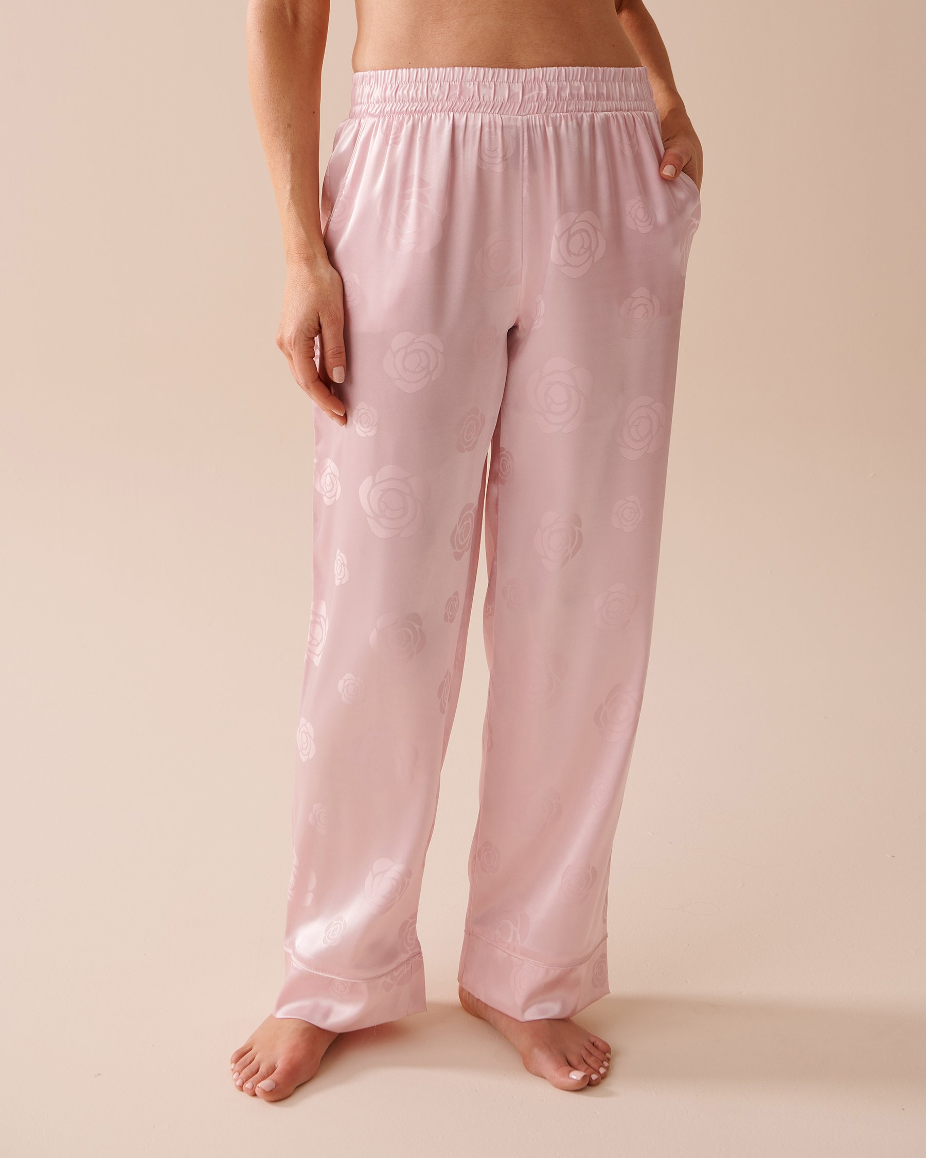 LA VIE EN ROSE Jacquard Satin Pajama Set Pink Roses 60400034 - View5