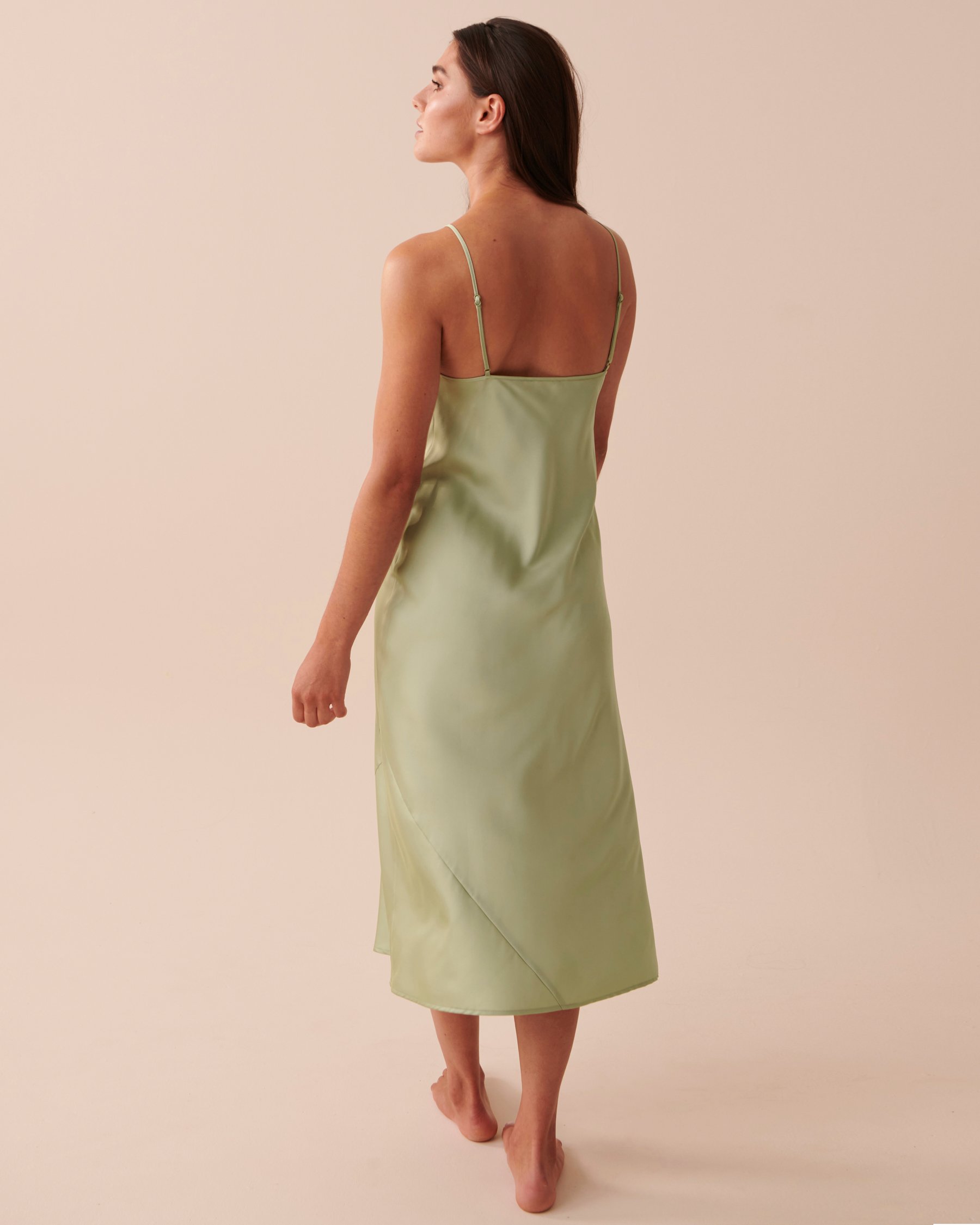 LA VIE EN ROSE Long Satin Nightie Soothing Sage 60500130 - View2